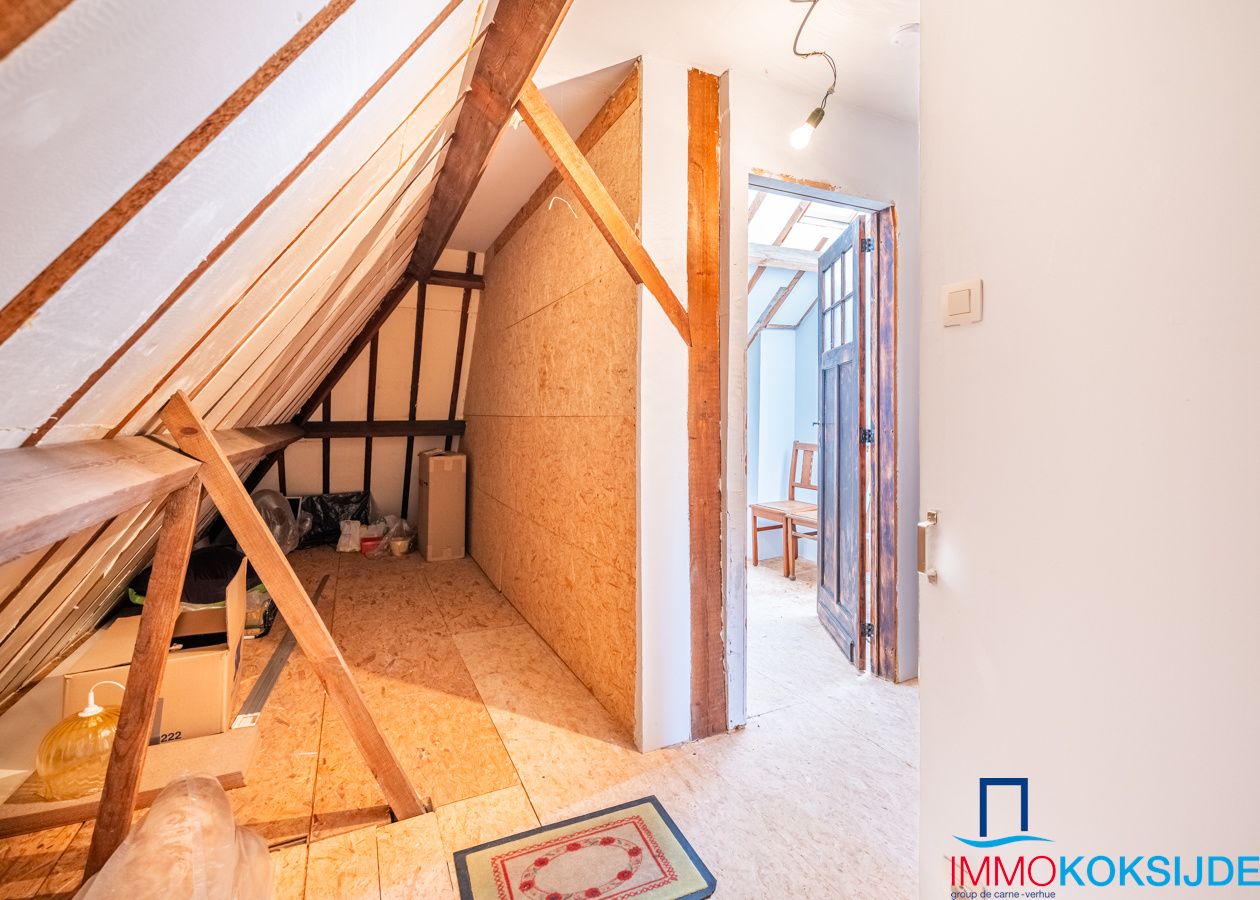 Rustig gelegen koppelwoning met 4 slaapkamers en zonnige tuin foto 22
