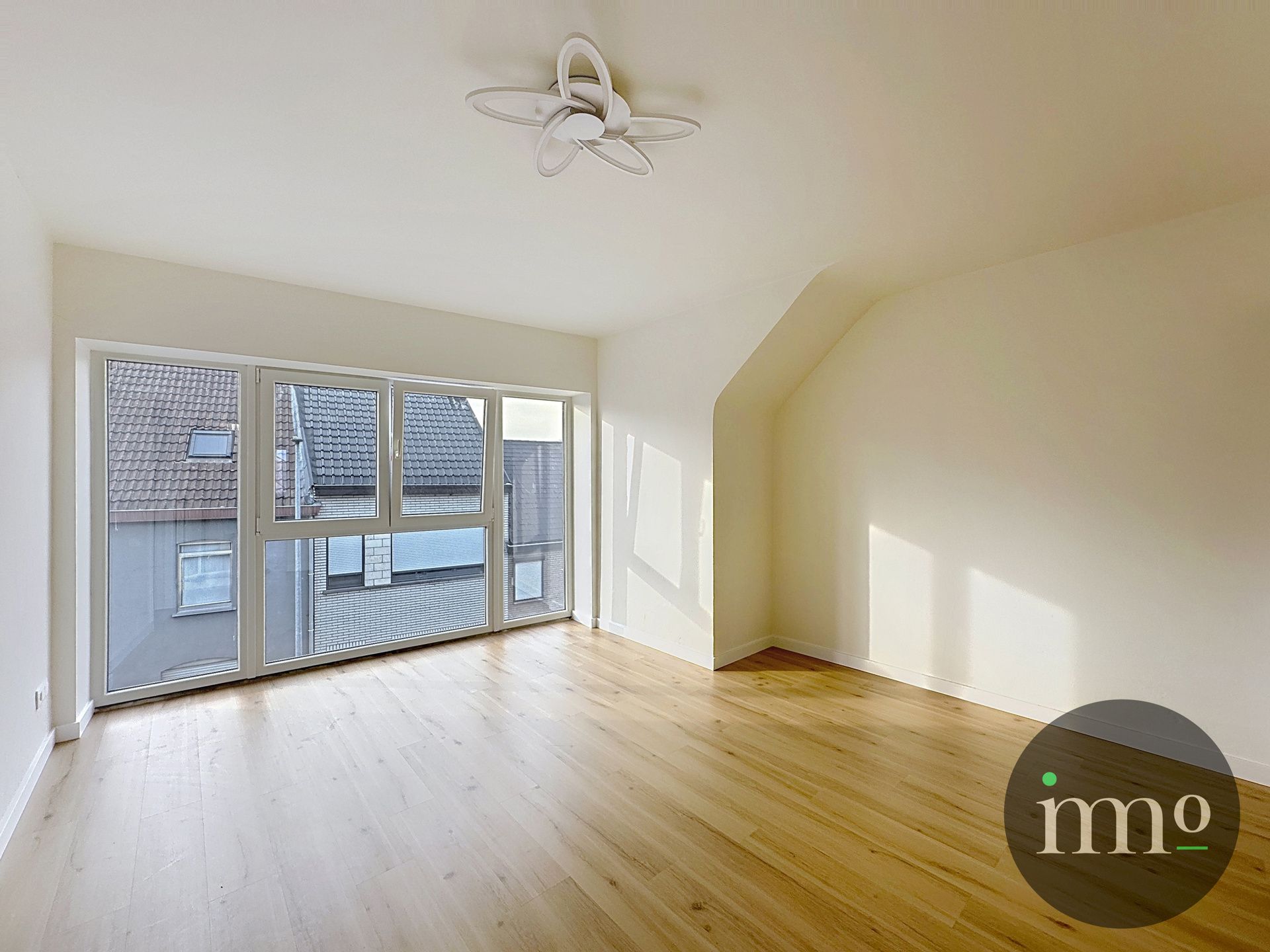Gezellig, lichtrijk appartement met 2 slaapkamers en terras foto 5