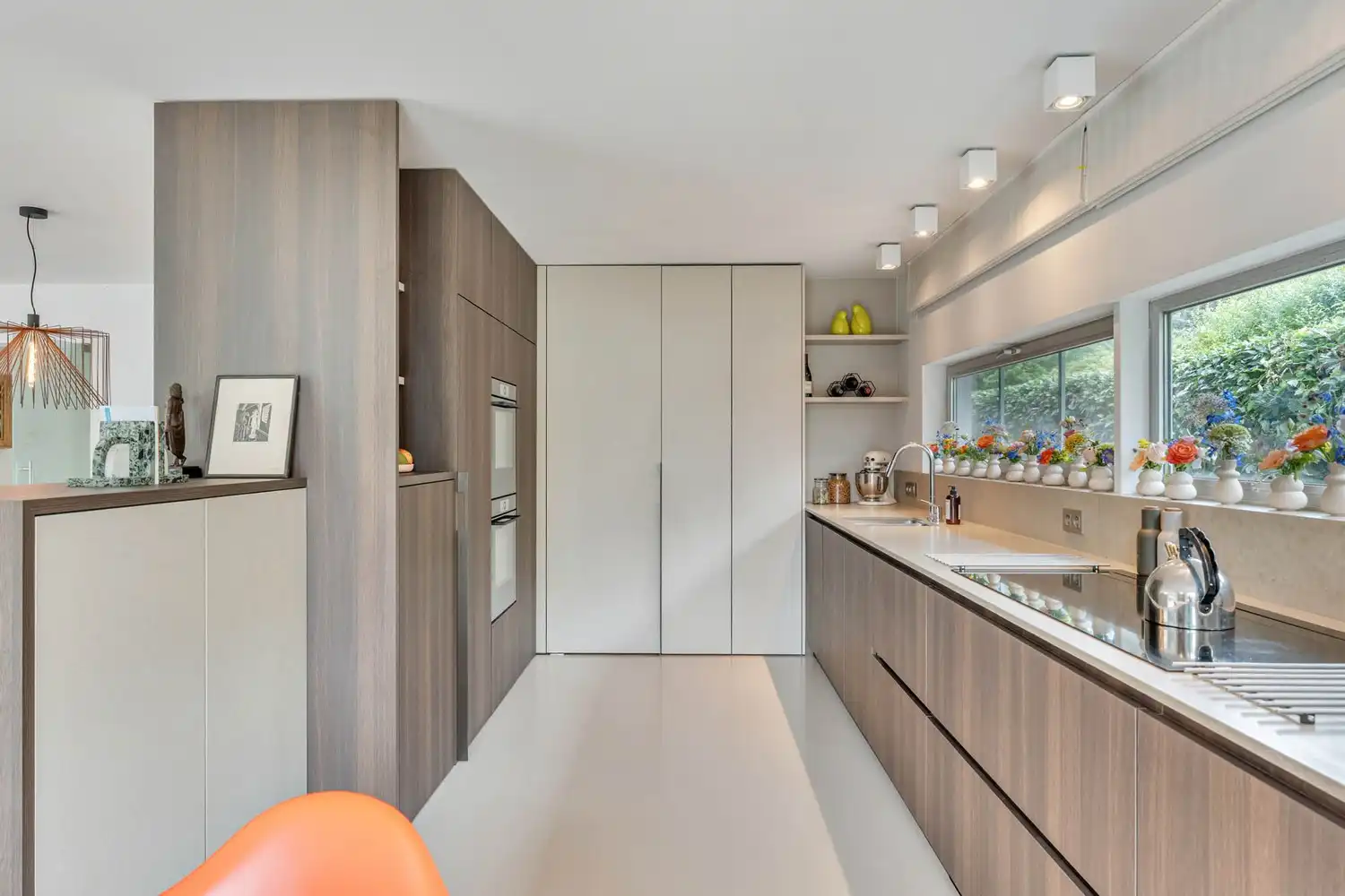 Moderne open bebouwing met zwembad, 5 slaapkamers en EPC B foto 12
