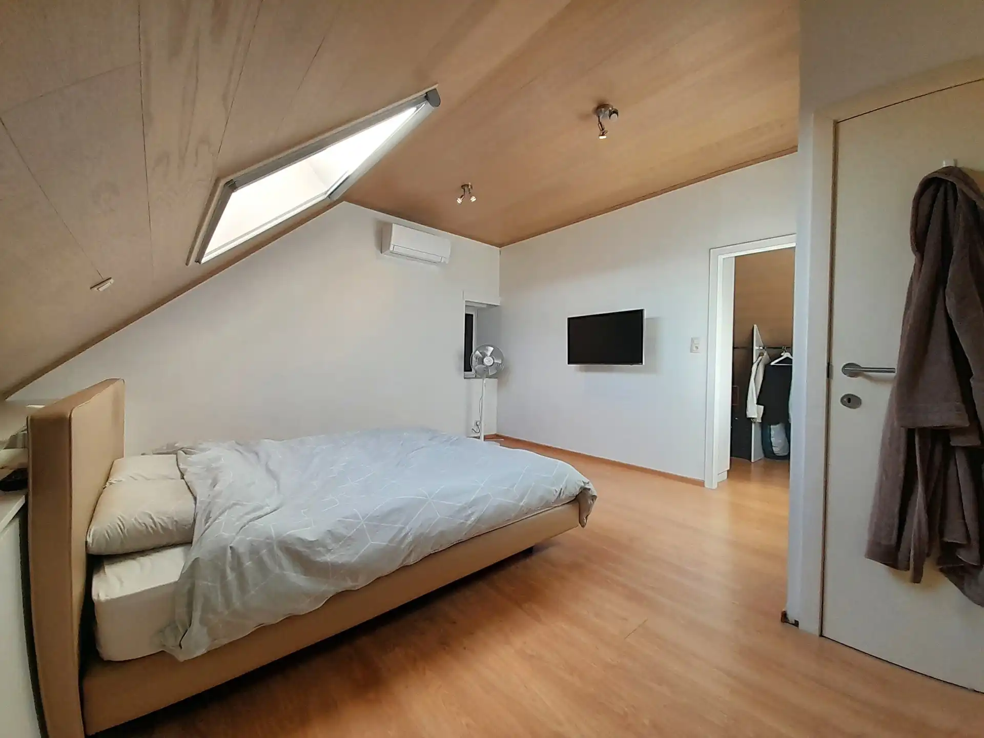 Energiezuinige gezinswoning met vier slaapkamers foto 14