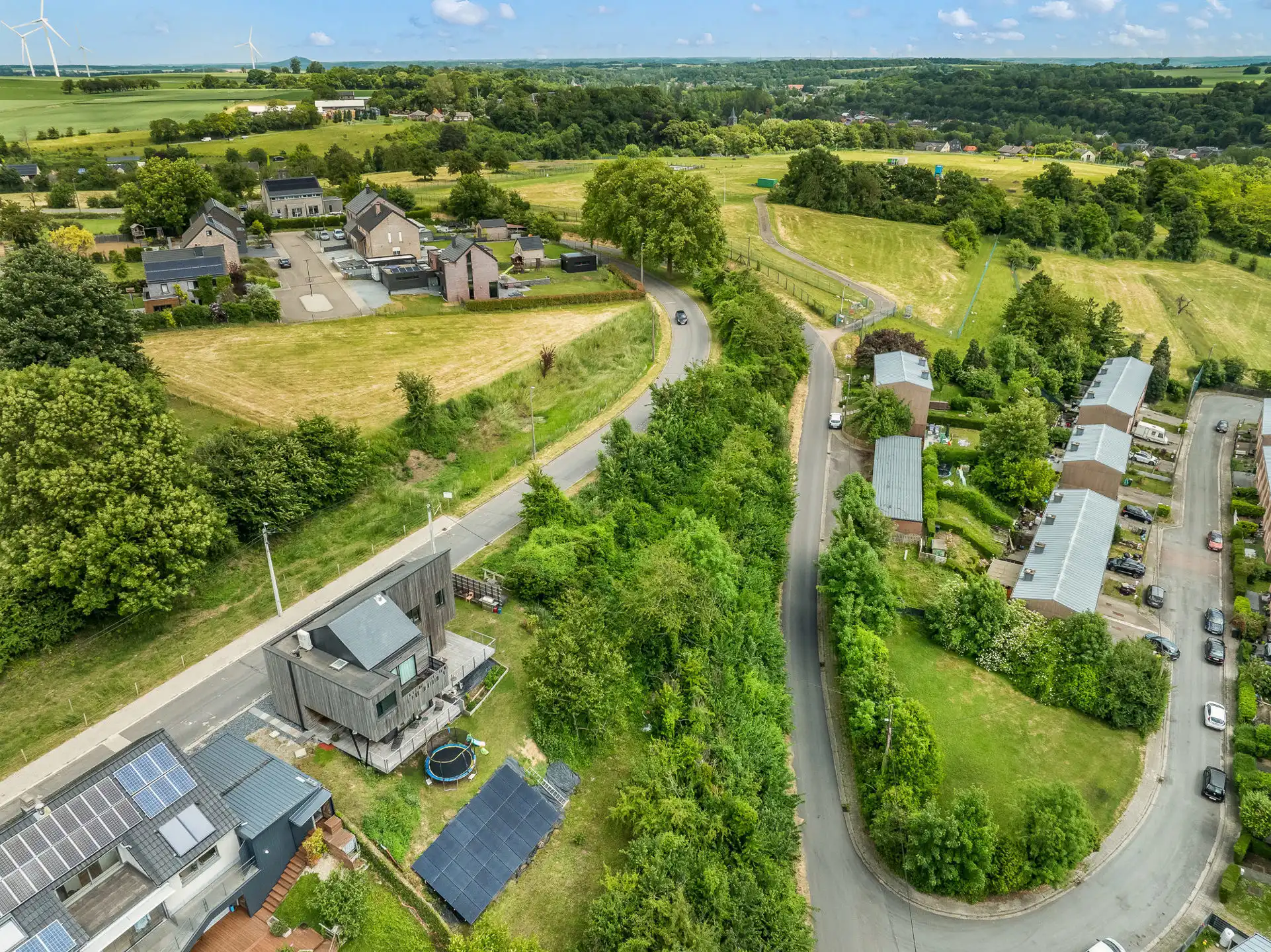 Vrijstaande bouwgrond met verzicht en vergunning foto 19