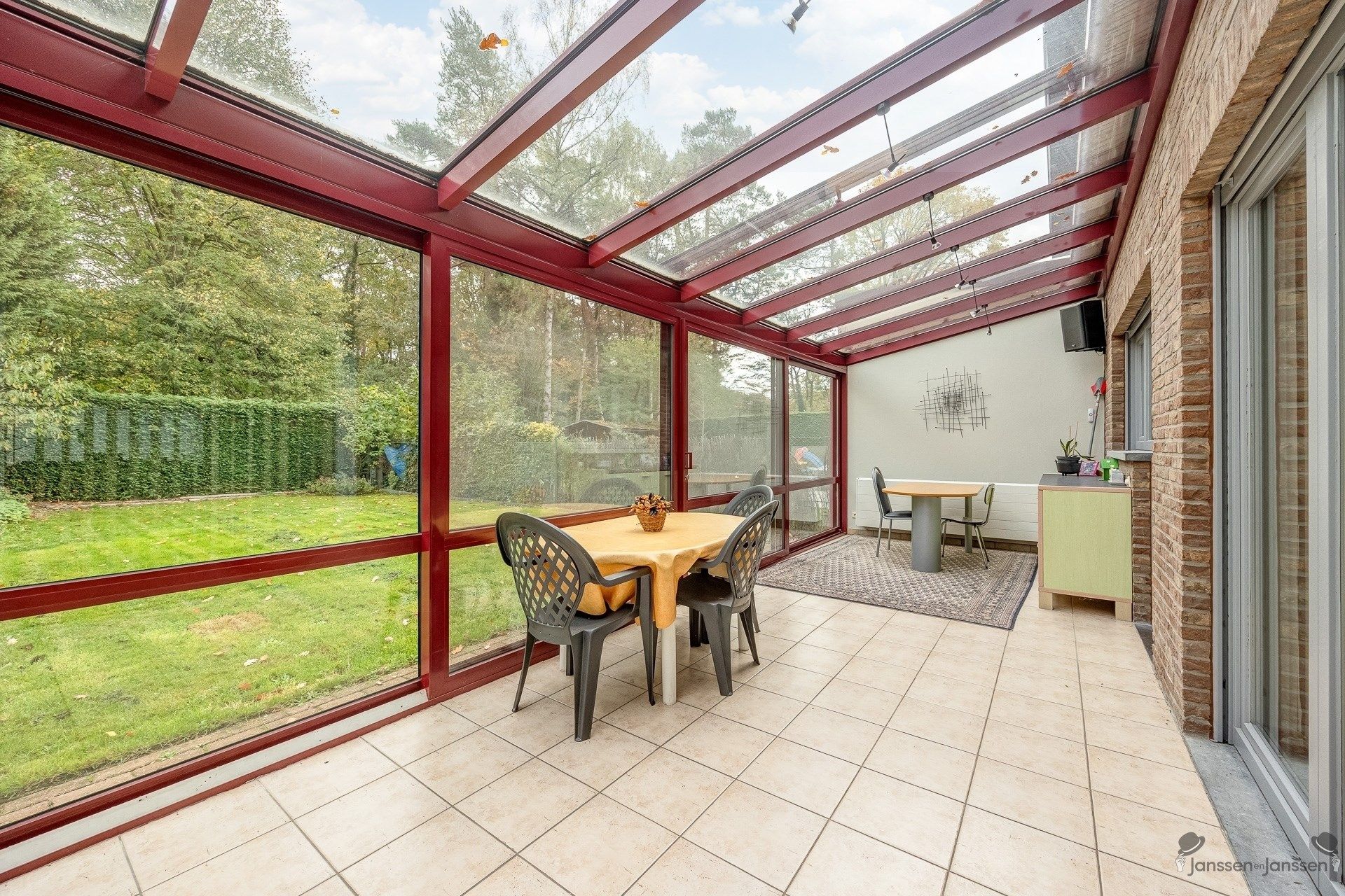 Charmant huis in rustige gewilde wijk foto 18