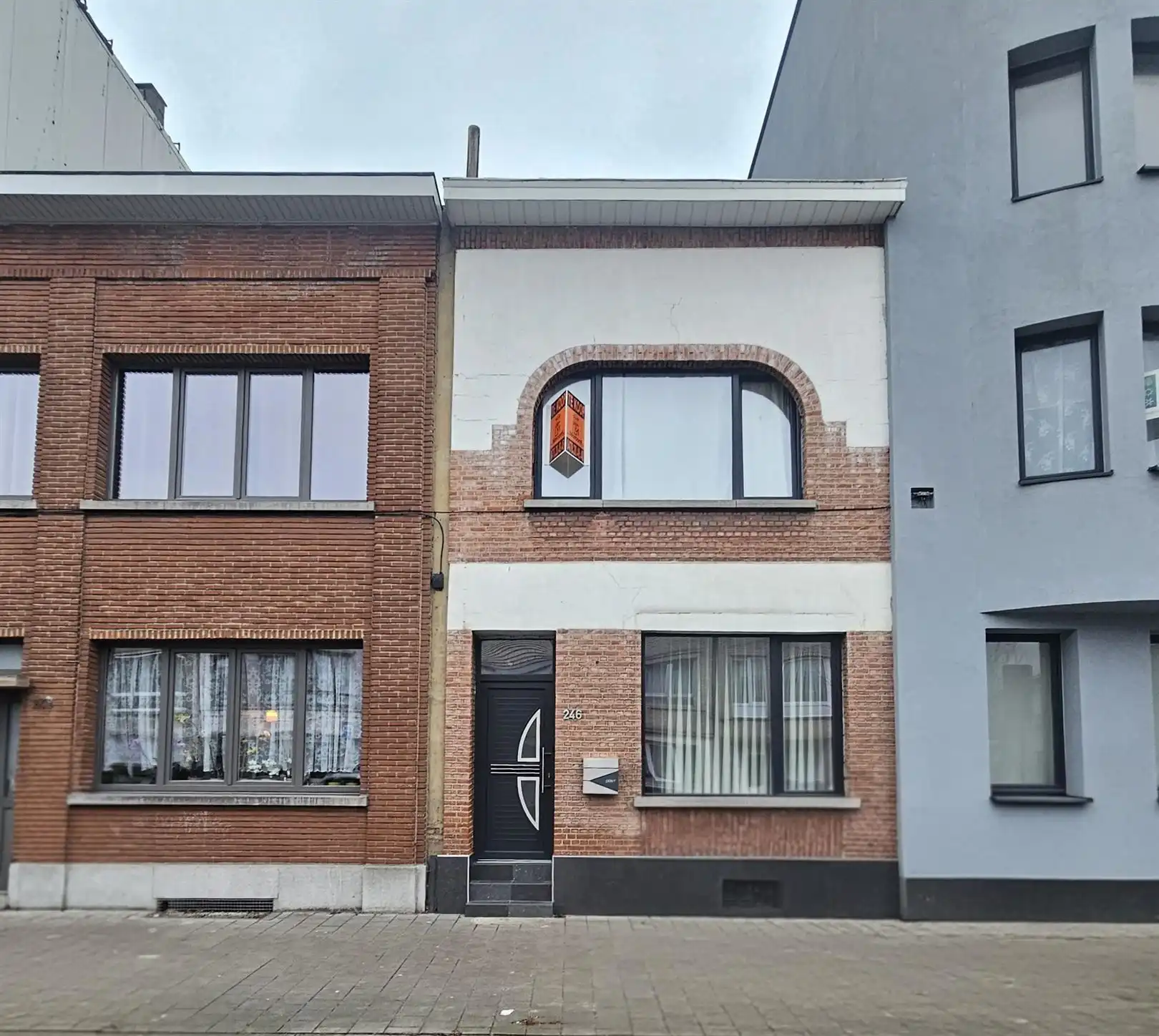 Woning met 3 slaapkamers en tuin foto {{pictureIndex}}