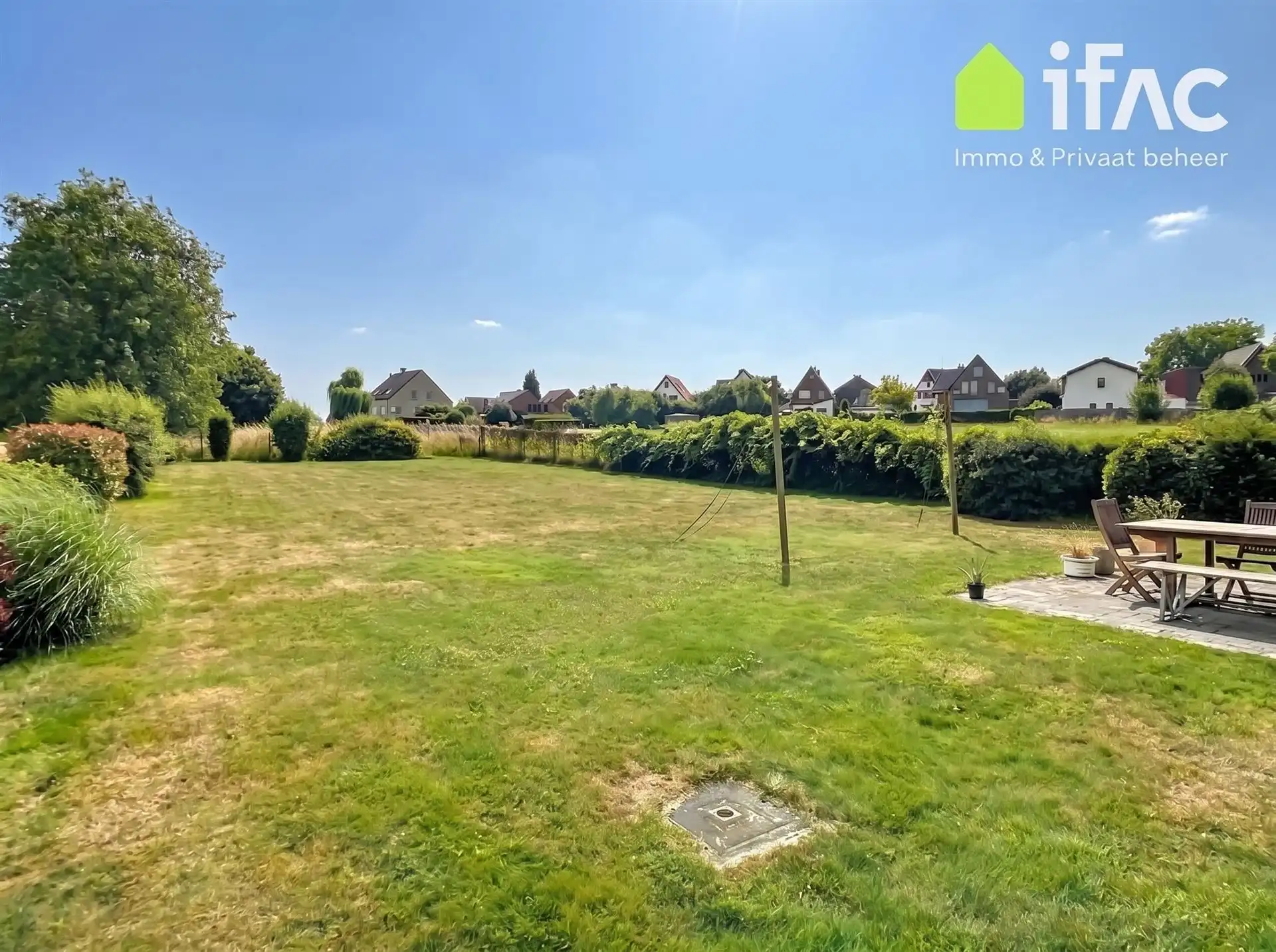 Uitstekend gelegen villa met 5 slaapkamers en prachtige tuin foto 6