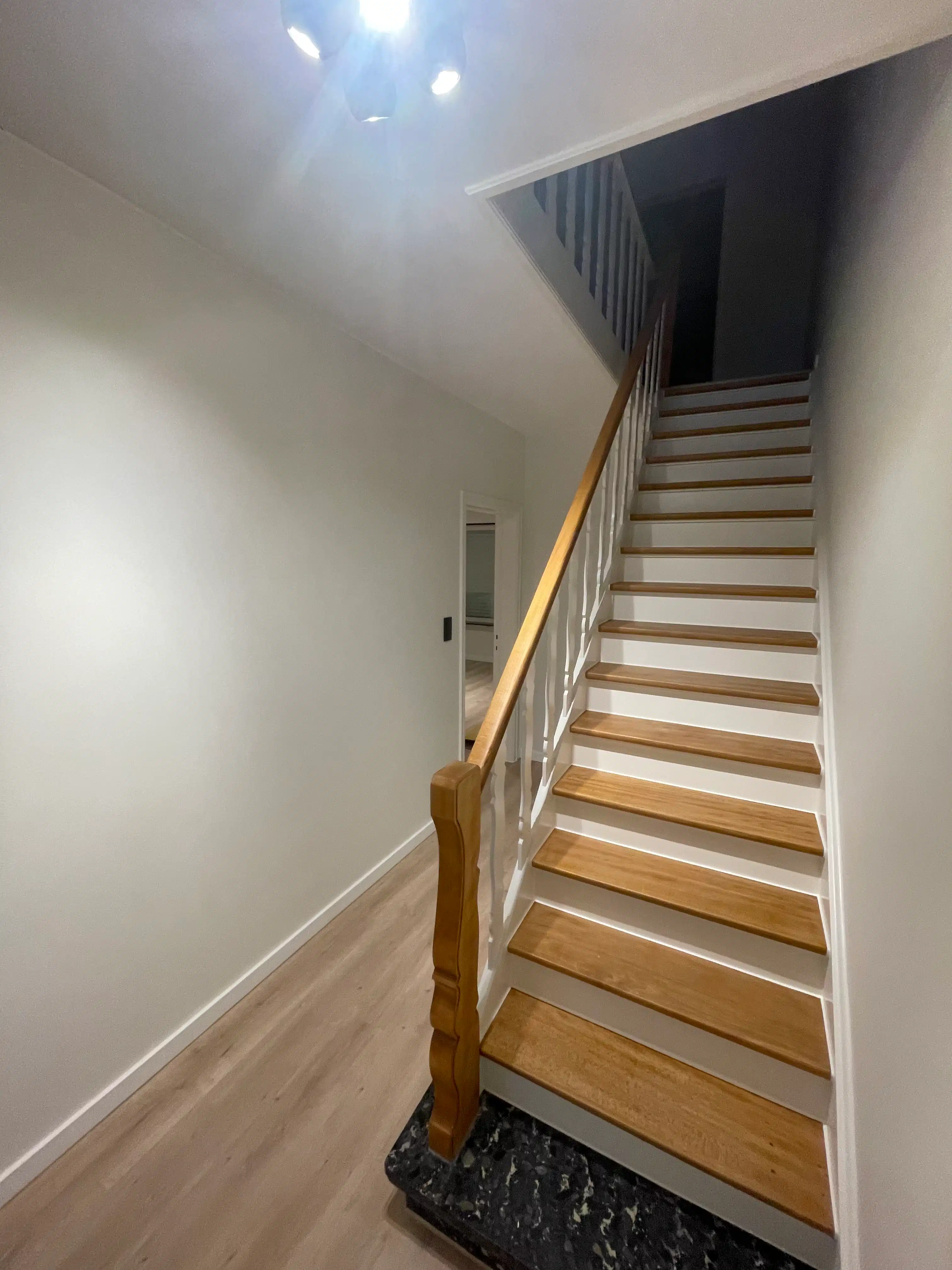 Vernieuwde woning te huur Deerlijk met grote tuin foto 7
