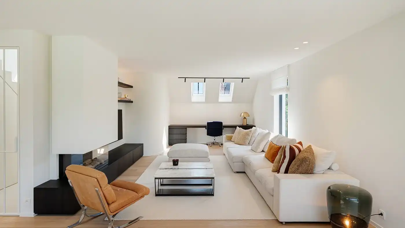 Volledig en zeer kwalitatief gerenoveerde villa op een ruim zuid-west gericht perceel foto 13