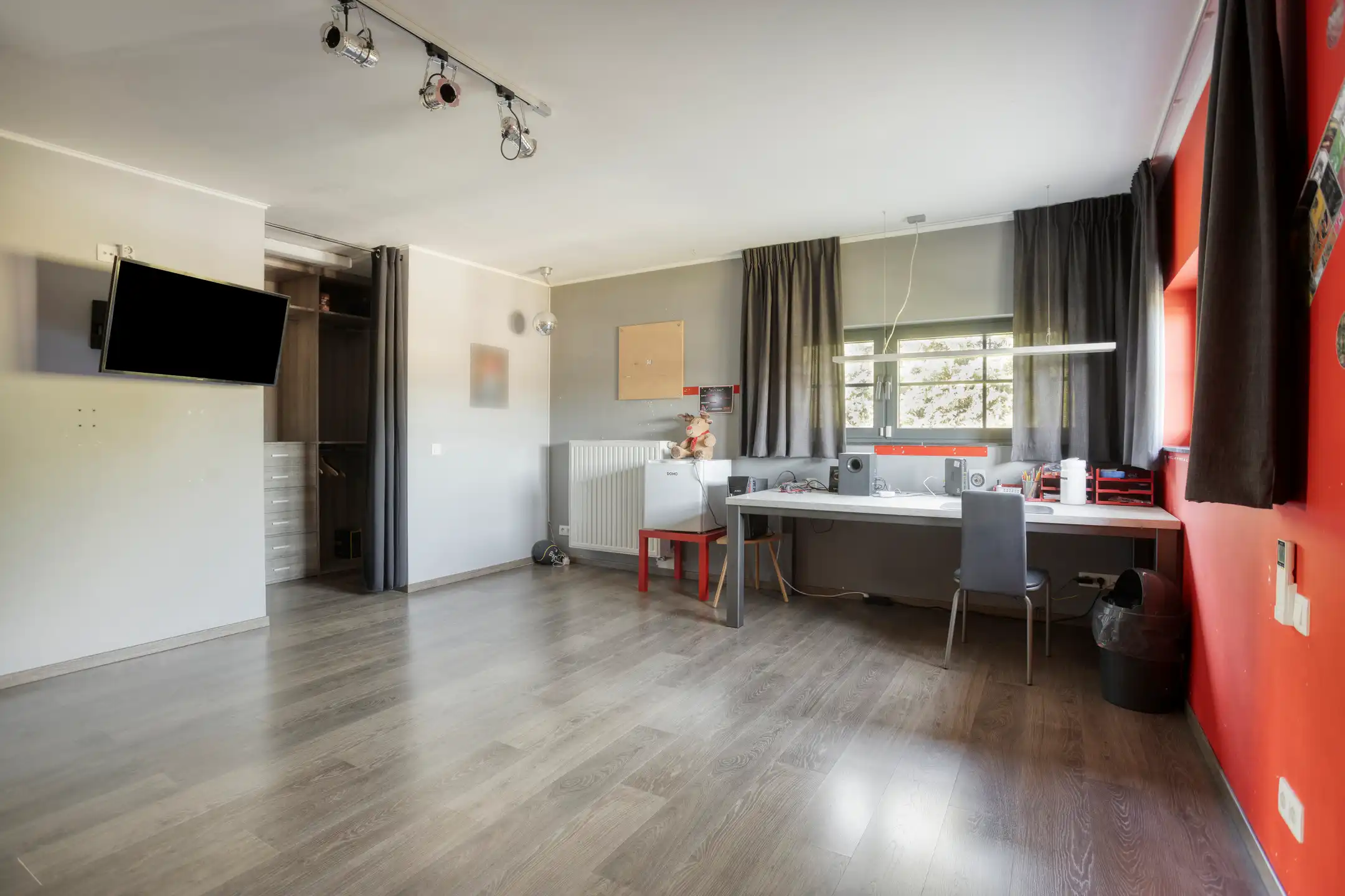 Recente vrijstaande woning op perceel van 10a foto 18