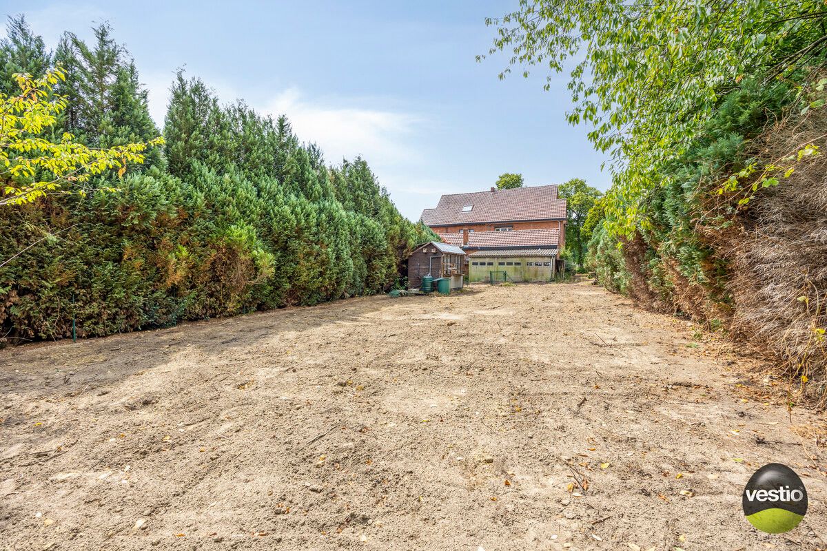 OP TE FRISSEN HALF VRIJSTAANDE WONING OP 7A87CA STADSRAND HASSELT. foto 30