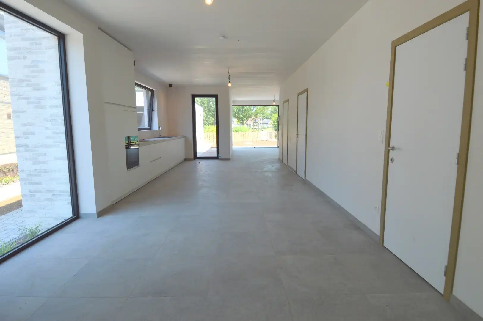 Nieuwbouwwoning met 3 slaapkamers en garage in Gullegem foto 2