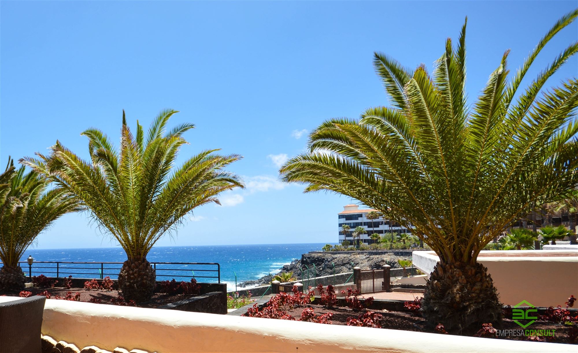 Appartement met 2 slpk, tv-vlaanderen en wifi in Tenerife foto {{pictureIndex}}