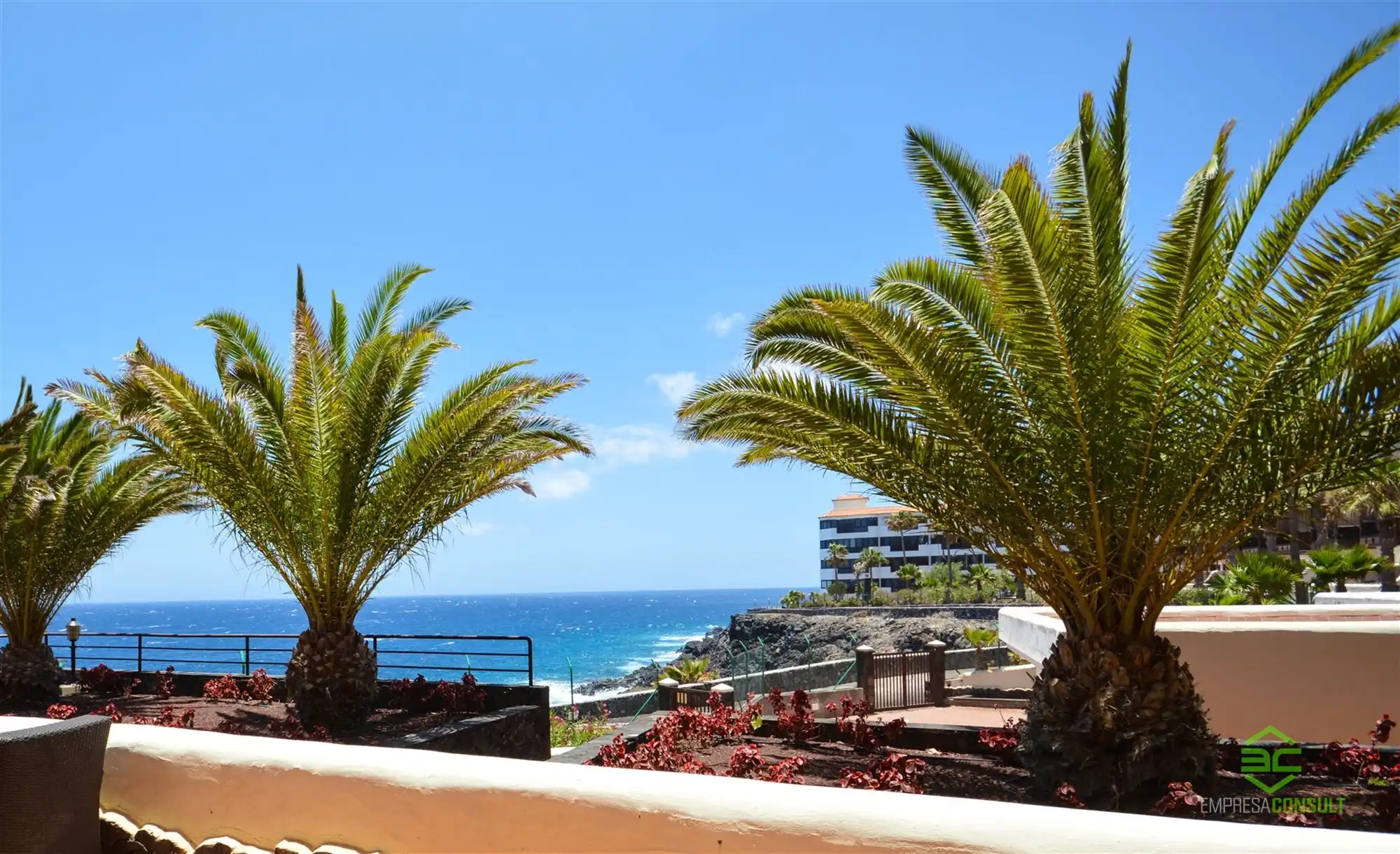 Appartement met 2 slpk, tv-vlaanderen en wifi in Tenerife foto {{pictureIndex}}
