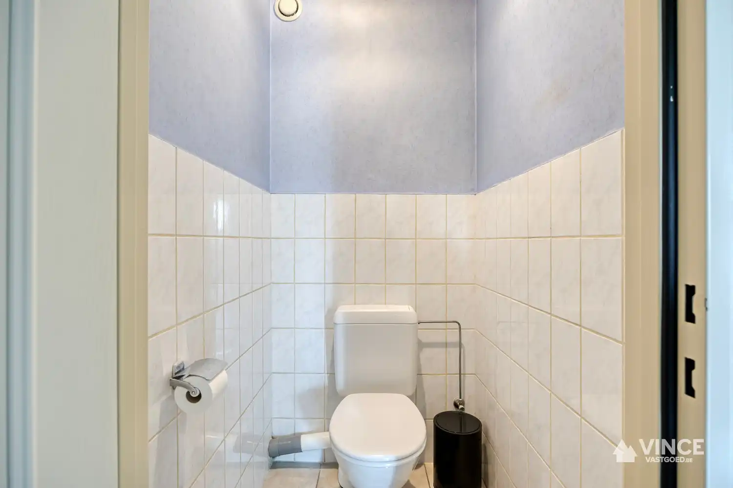 Instapklaar appartement met terras op toplocatie in Ekeren foto 12