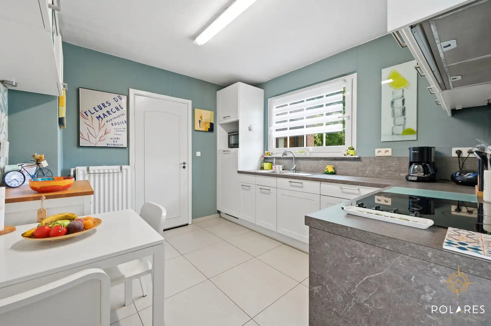 Instapklare halfopen bebouwing met veel privacy op een rustige locatie! foto 9