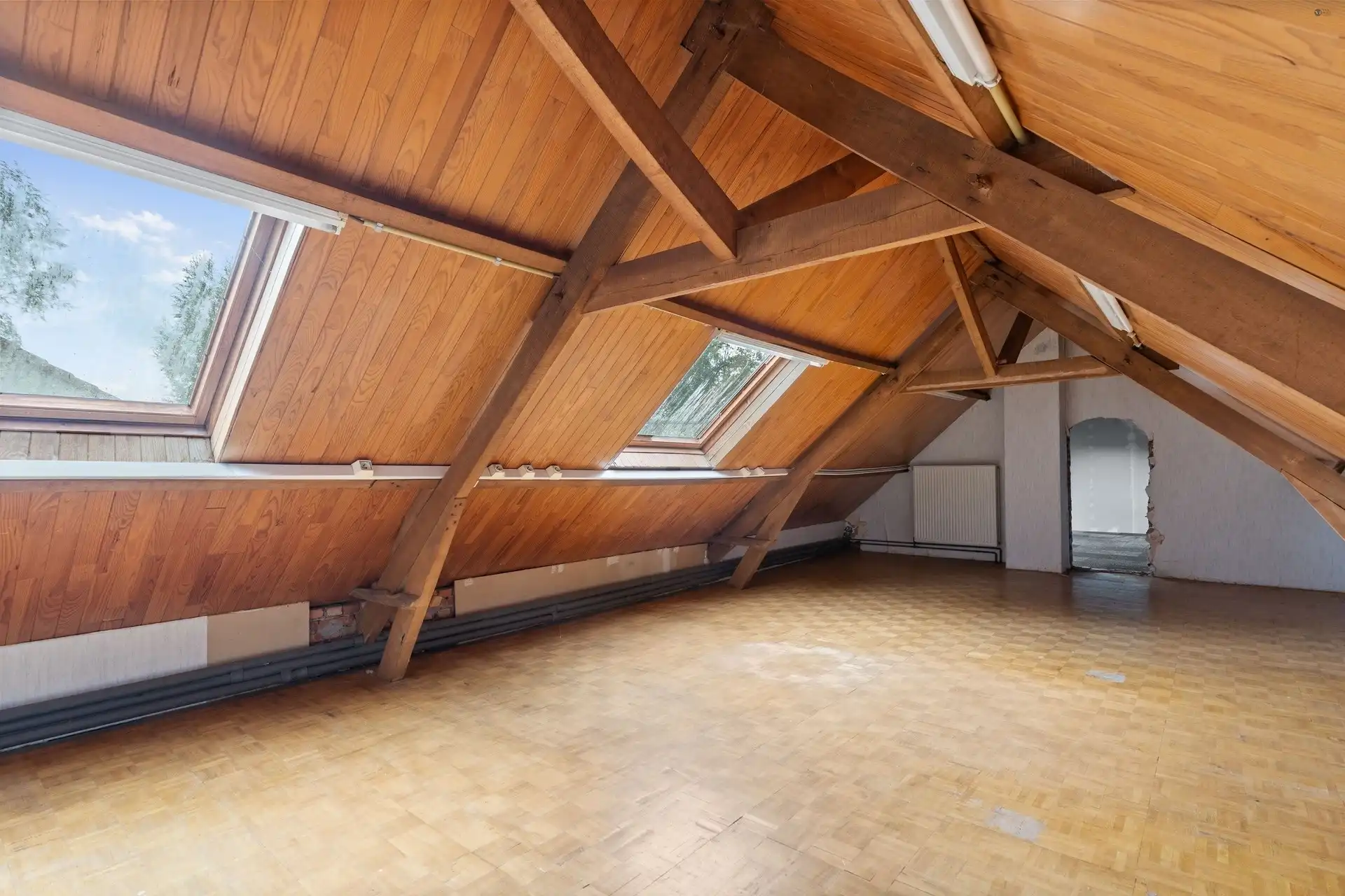 Unieke hoeve met bijgebouw op 19.459 m² grond, verscholen in het groen foto 29