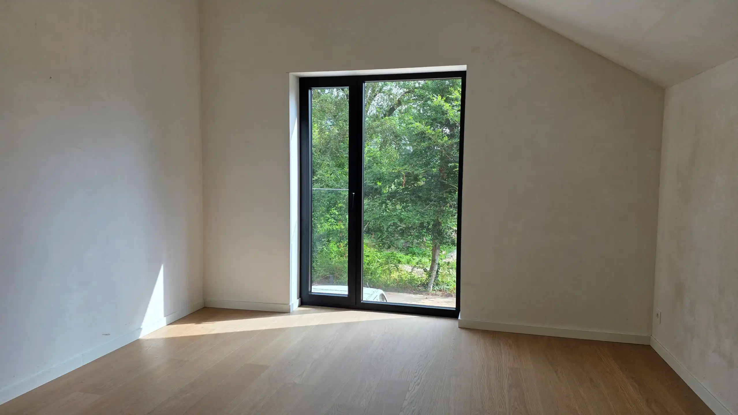 Een vrijstaande nieuwbouwwoning op ca. 538 m² grond foto 7