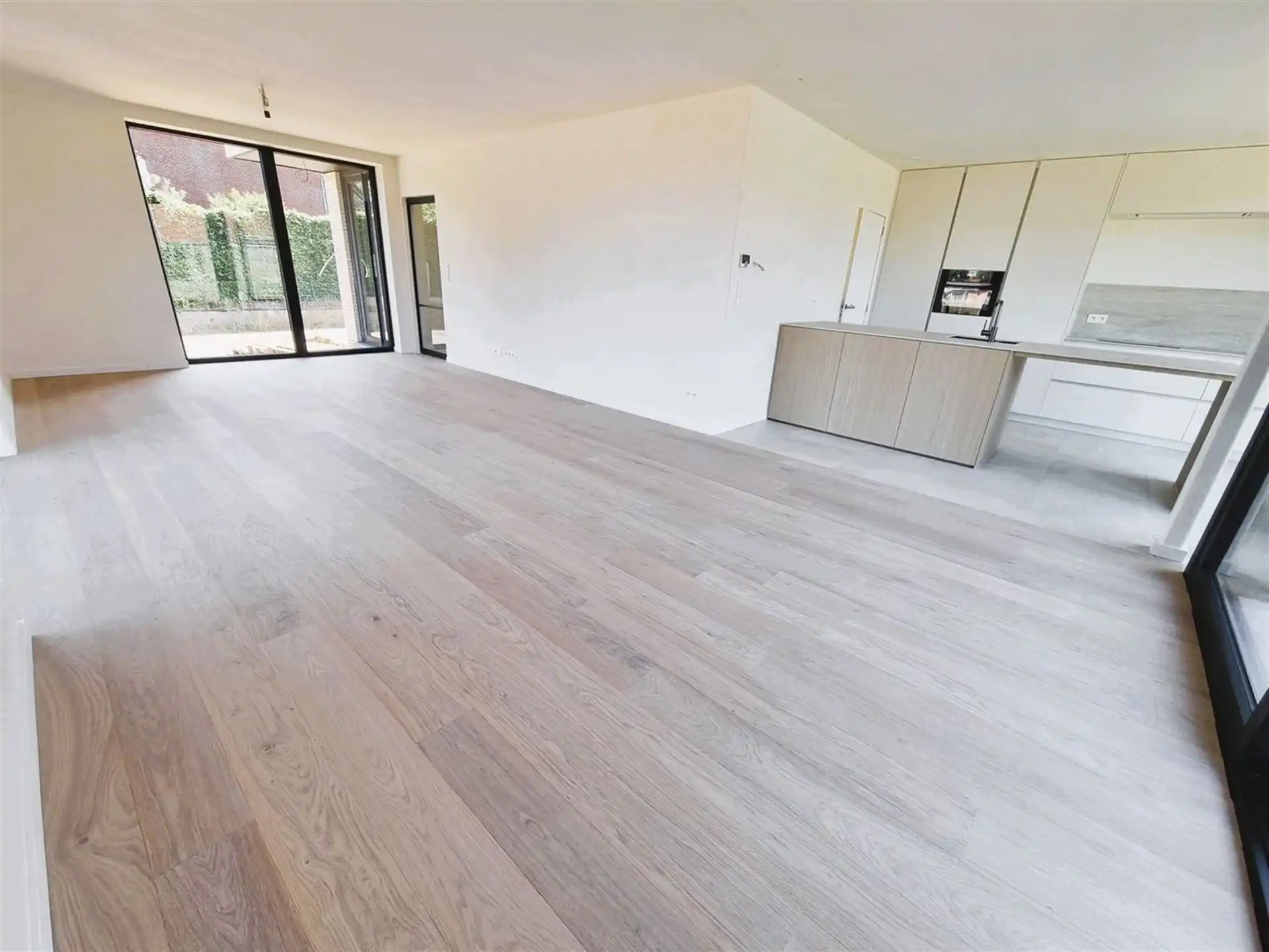Open nieuwbouw eengezinswoning met 4 ruime slaapkamers, rustig gelegen op 5a40ca foto 4