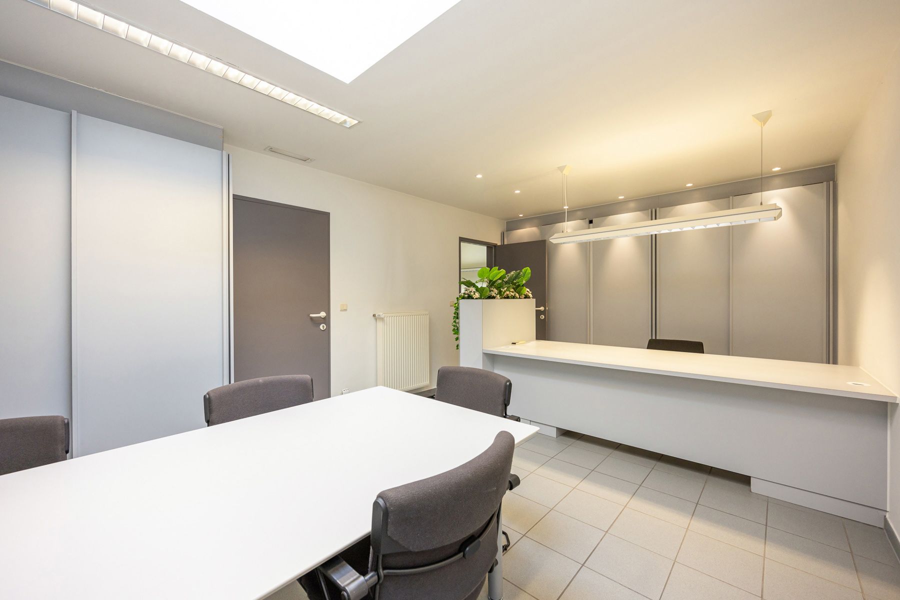 Veelzijdig kantoorgebouw op toplocatie foto 12