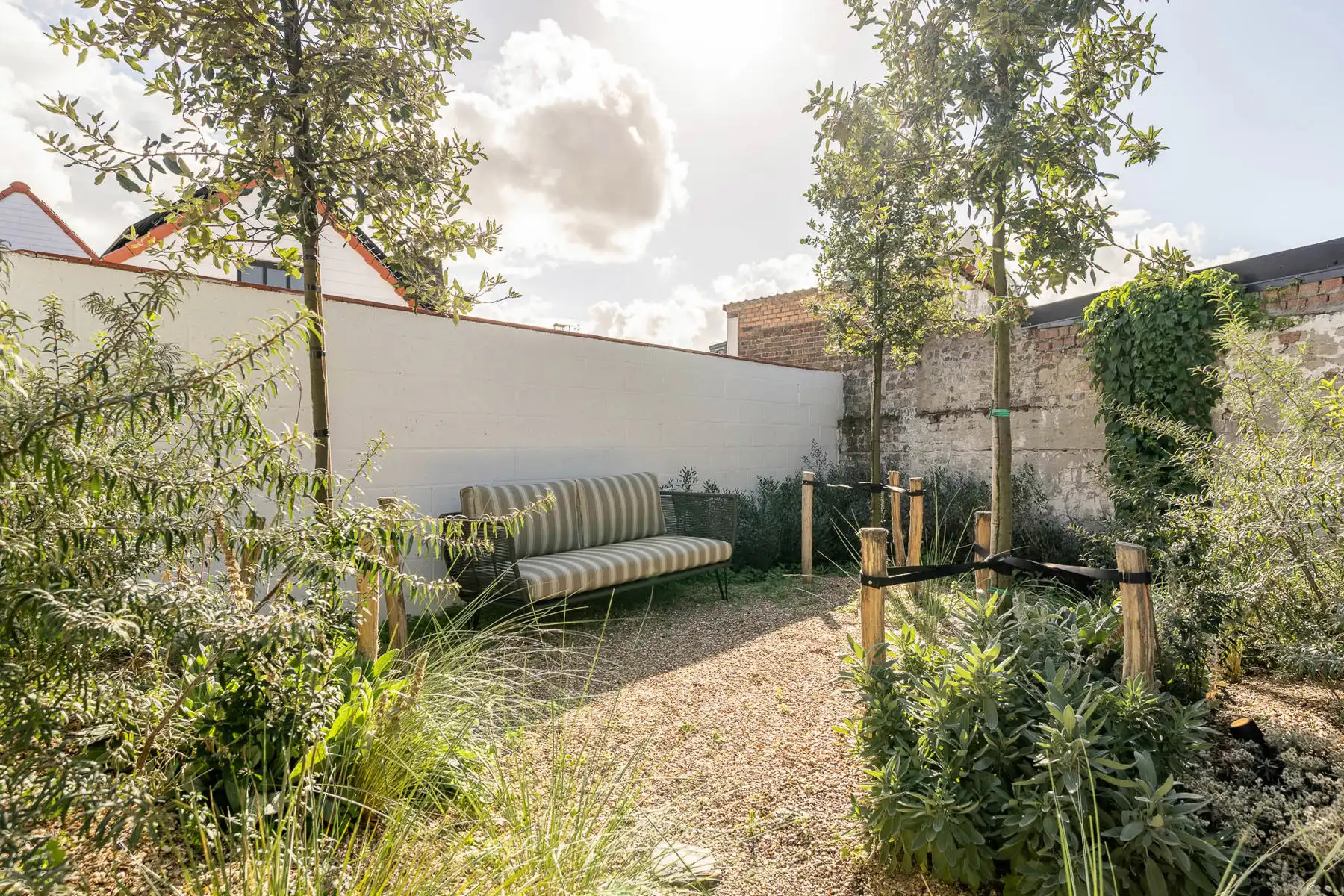 Exclusief: vernieuwde woning in charmant doodlopend straatje foto 8