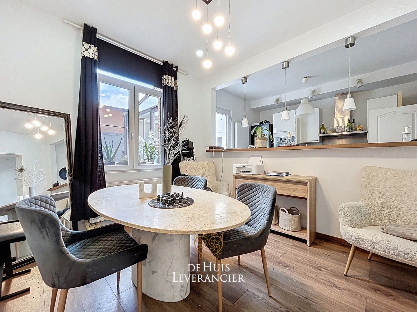 Instapklare woning met drie slaapkamers en twee badkamers foto 4