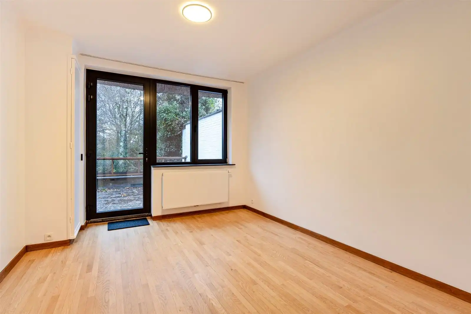 ELSDONK: Rustige, praktische woning met een uitgesproken familiaal karakter. foto 8