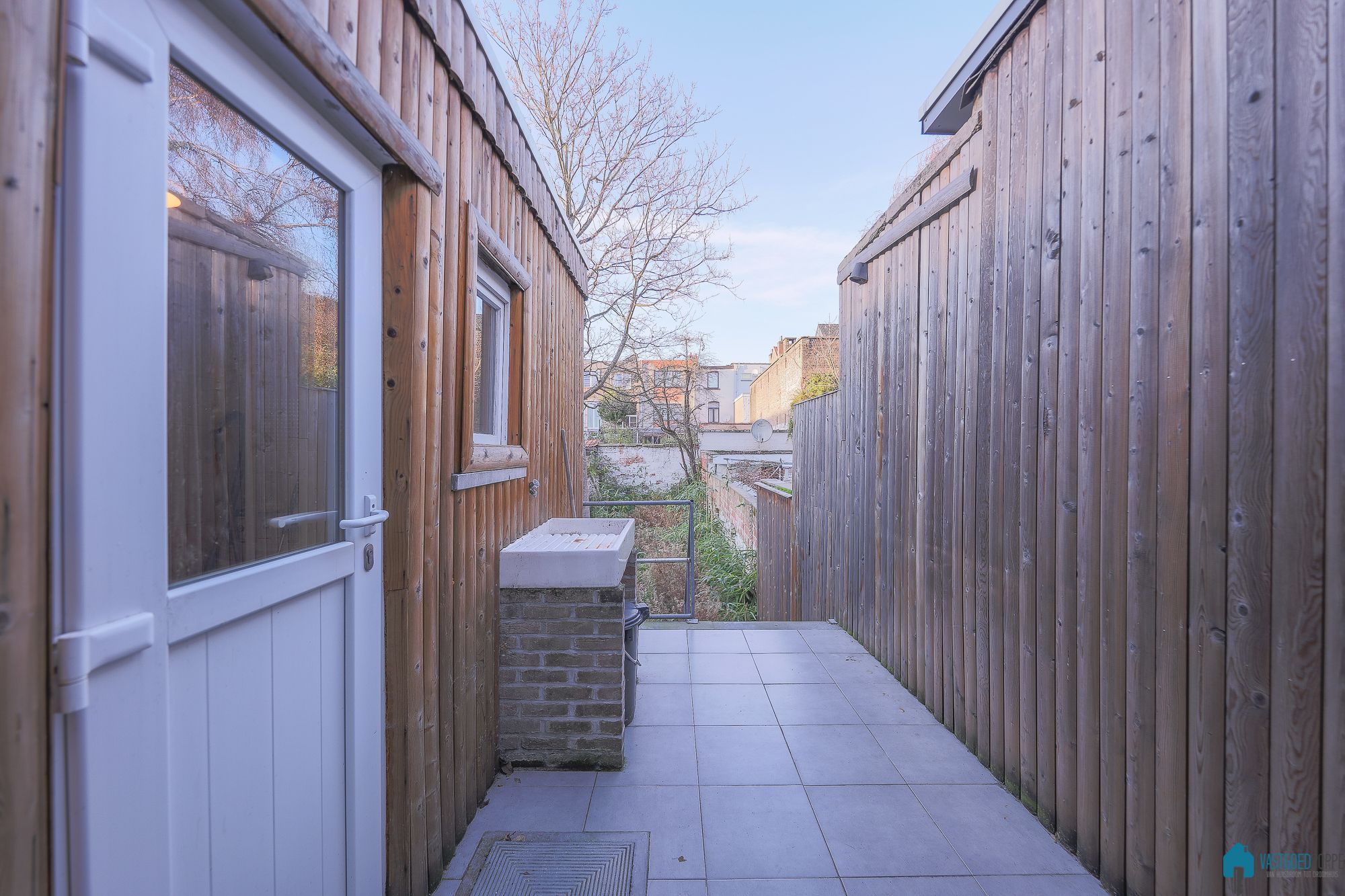 Ruime ééngezinswoning met tuin en terras foto 13