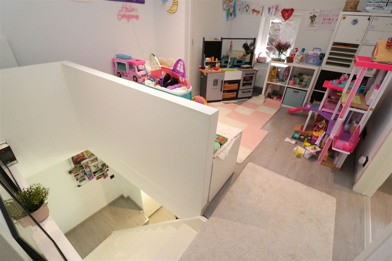 Gerenoveerde woning met tuin op rustige locatie foto 19