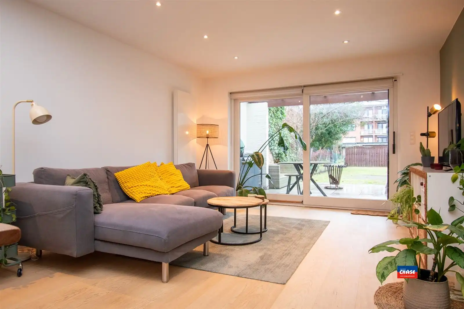 Gerenoveerde gezinswoning foto 4