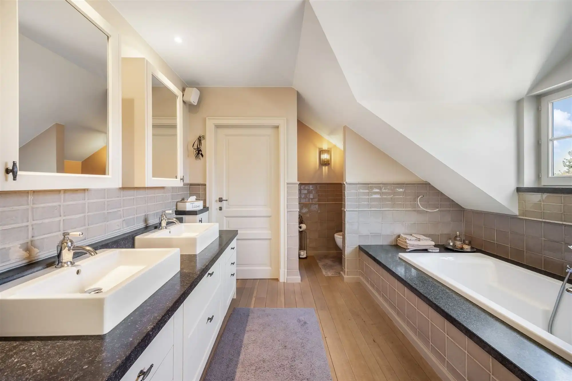 UNIEK EIGENDOM TE PAAL OP PERCEEL VAN MAAR LIEFST 1,2 HECTARE foto 47