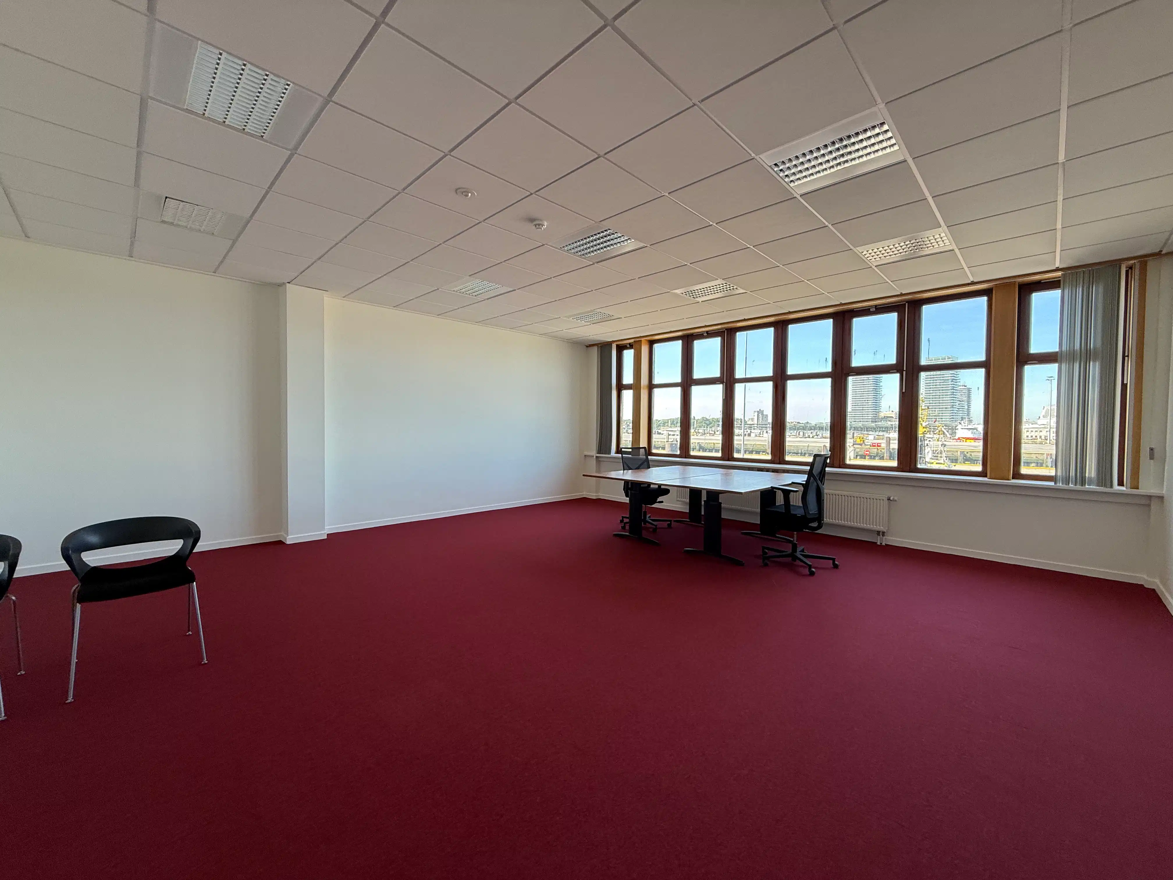 Exclusieve kantoorruimte 210m² in maritieme omgeving foto 6