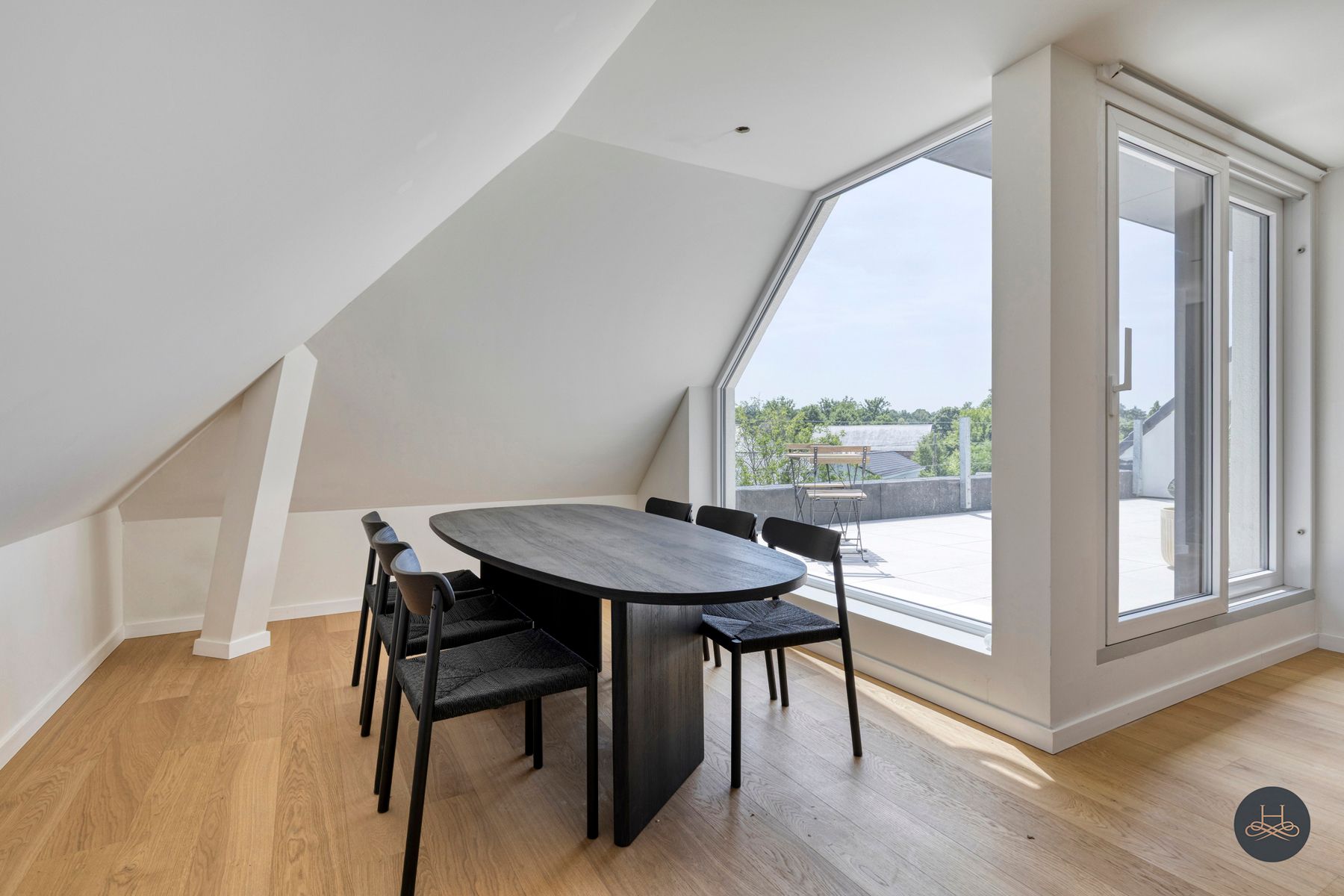 Kwalitatief afgewerkte penthouse tegenover Bloso-domein foto 4