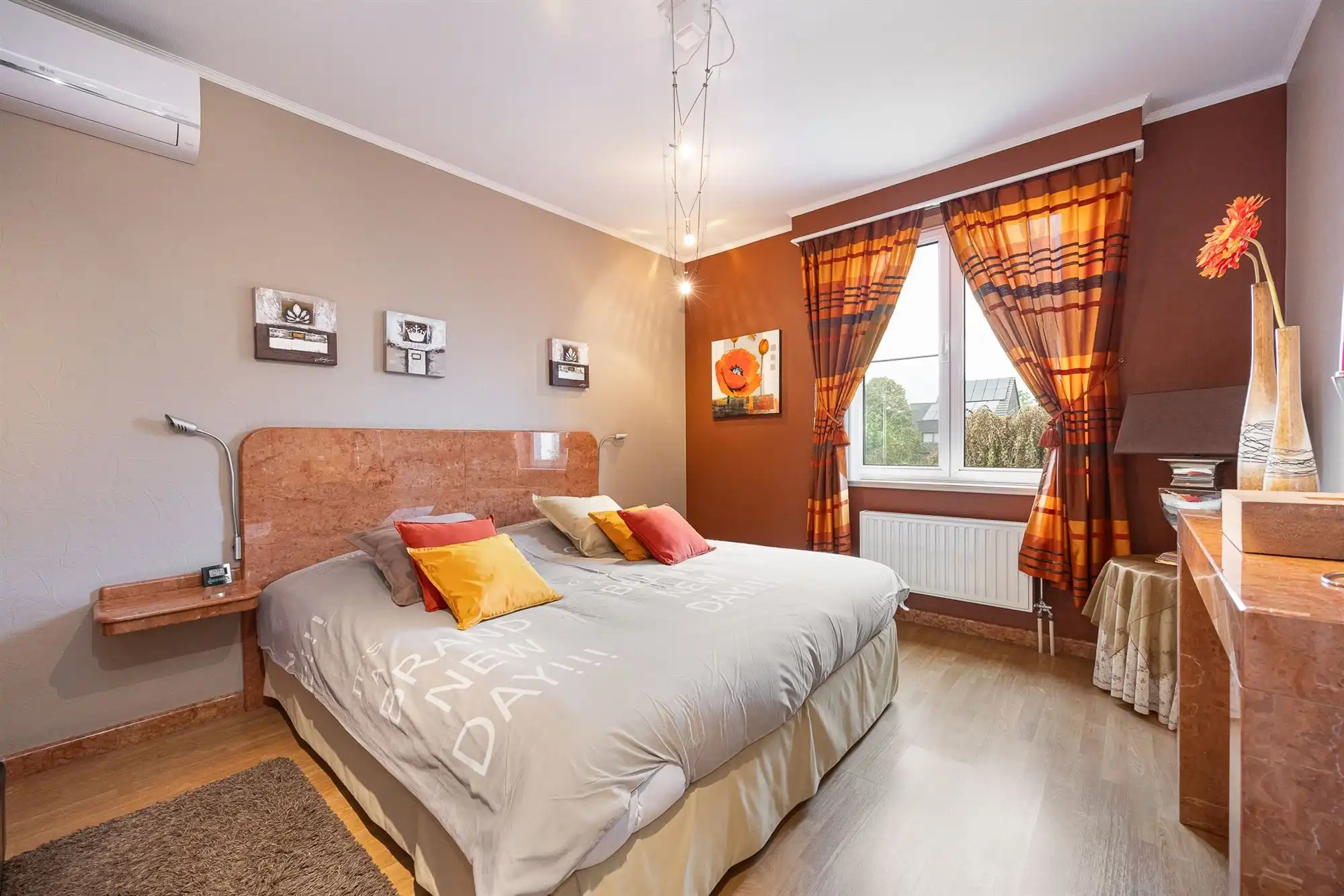 Instapklare woning met 4 slaapkamers en garage foto 30