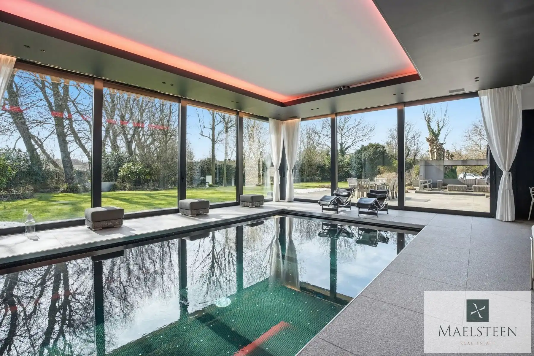 Villa met binnenzwembad op 2.045 m² Sint-Idesbald (Koksijde) foto 22