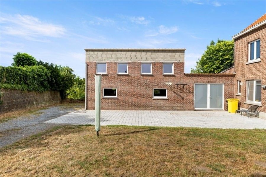 RENOVATIEPROJECT MET POTENTIEEL EN REEDS VERNIEUWDE VERDIEPING IN HARTJE KORTENAKEN foto 43