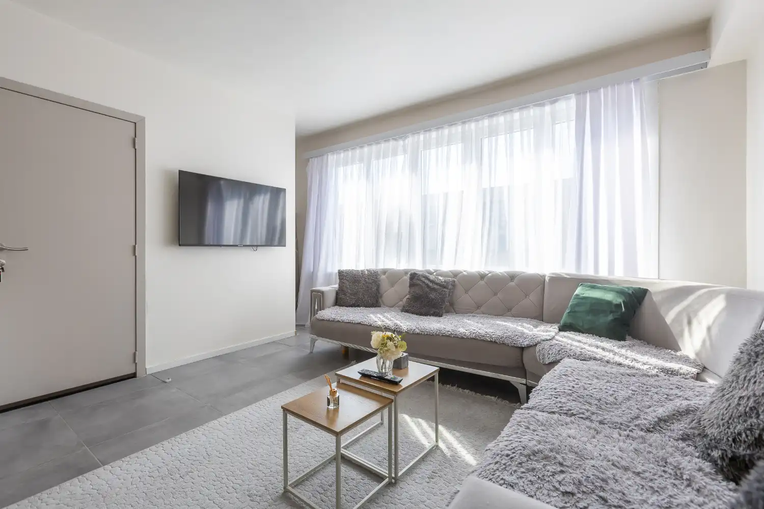 Recent gerenoveerd 2-slaapkamer appartement foto 4