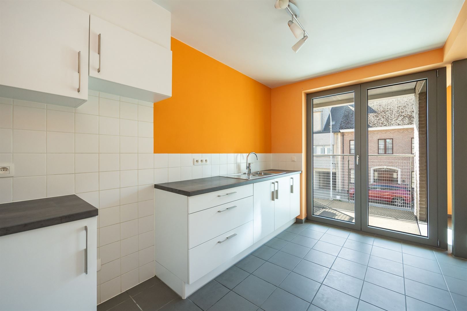 2 slpk app. met ondergrondse parkeerplaats foto 4