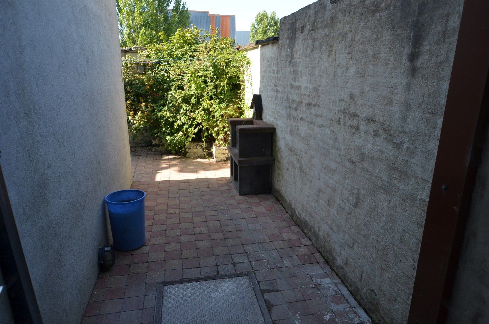 Ruim woonhuis met garage foto 14