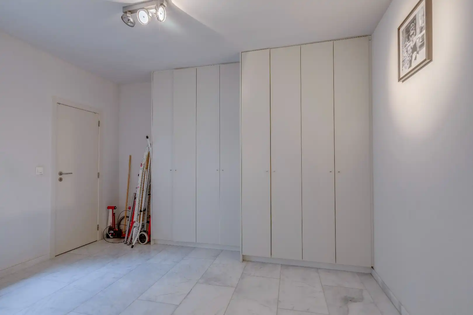 Zeer ruim 1-slaapkamer appartement met bureauruimte te  centrum Gent foto 9
