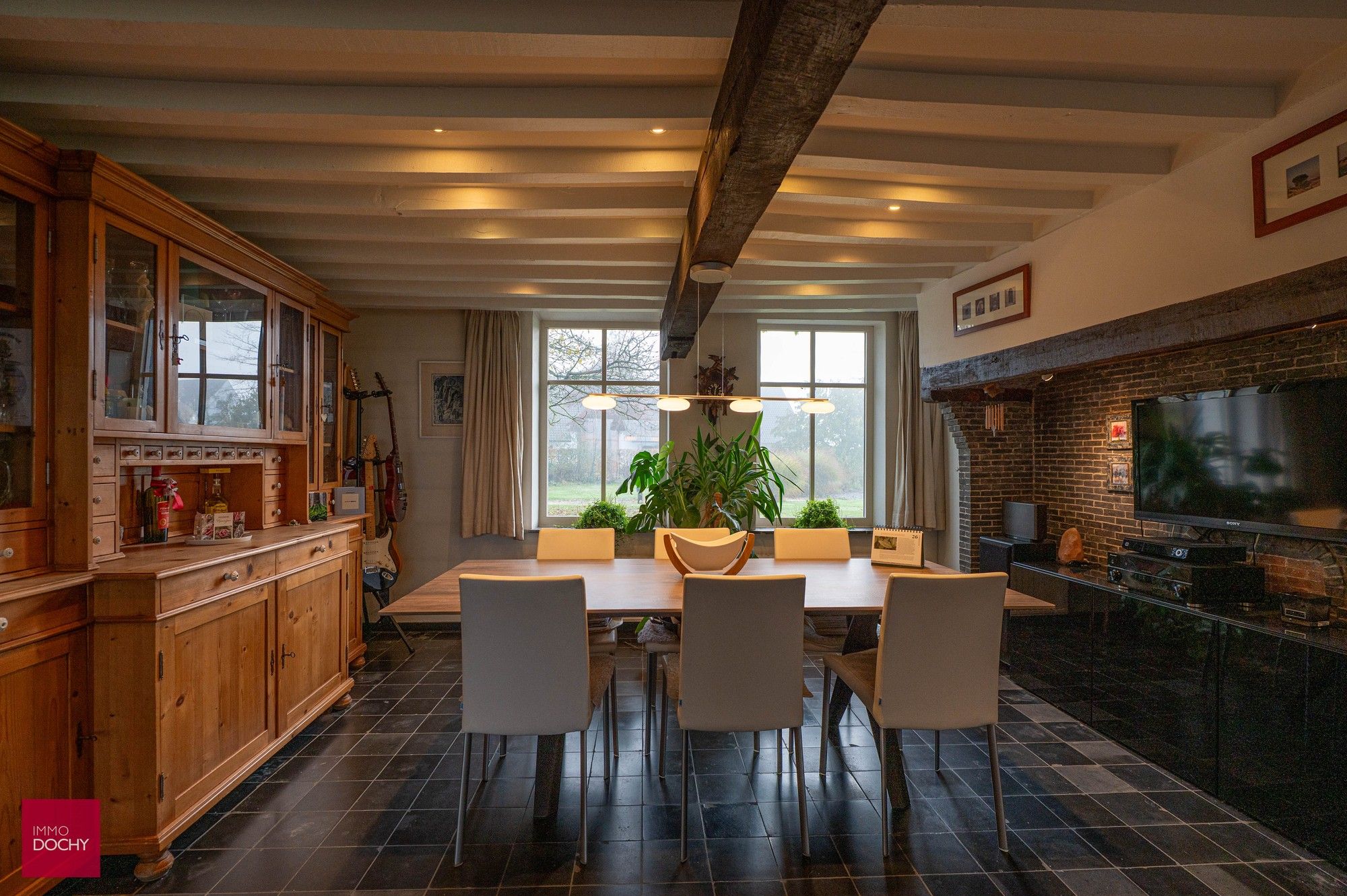 Landelijk gelegen charmante hoeve mét woonfunctie foto 17