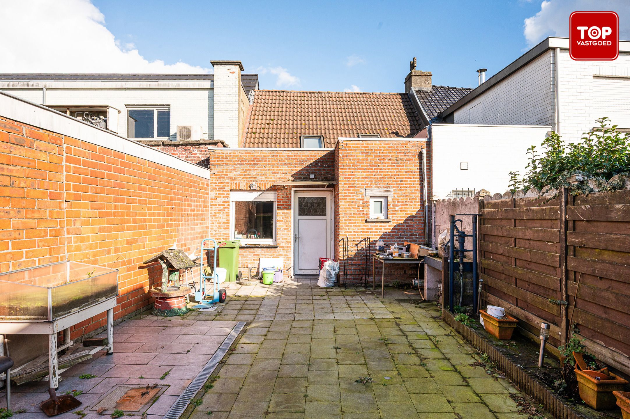 Woning met 3 slaapkamers en garage met aparte toegang. foto 17