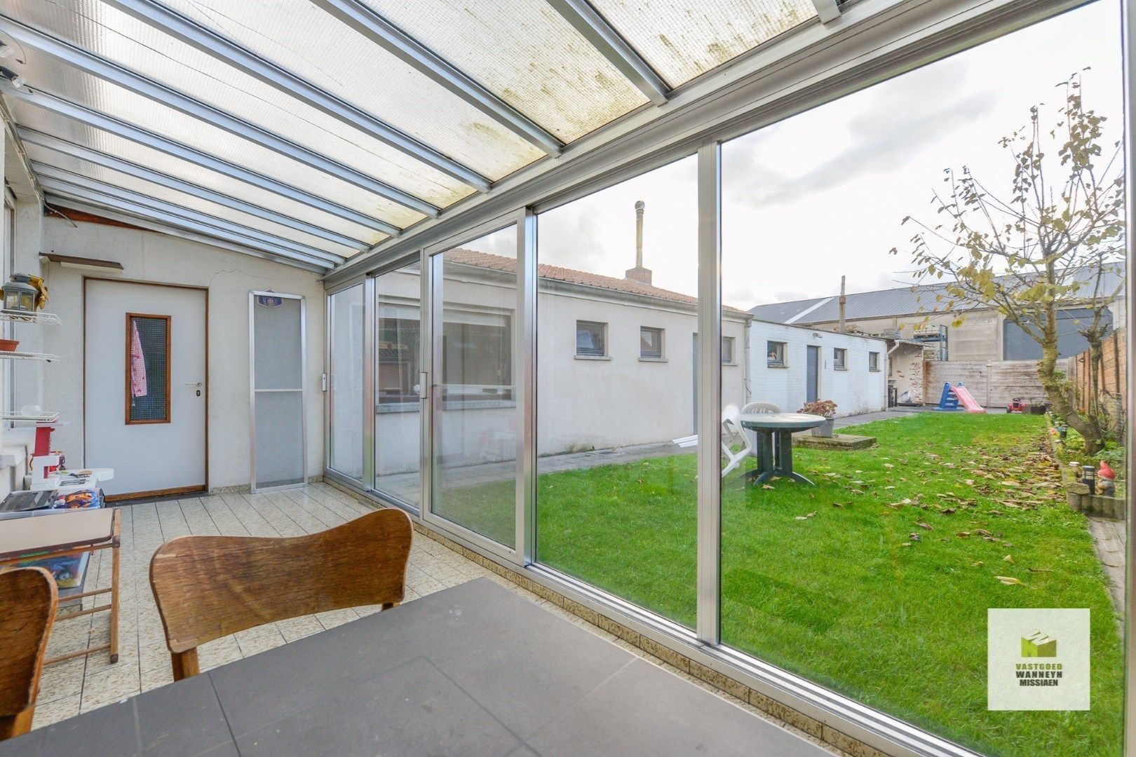Gezellige woning met 3 slaapkamers, tuin en garage te centrum Doomkerke foto 14