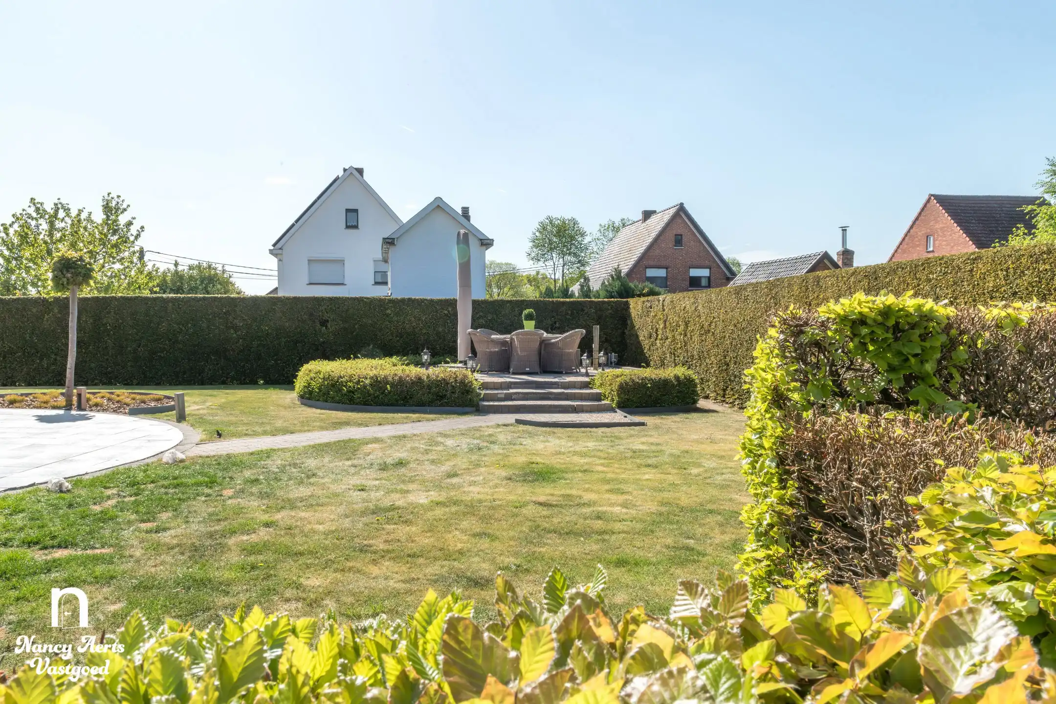 Prachtige gezinswoning met kapperszaak op rustige ligging foto 11