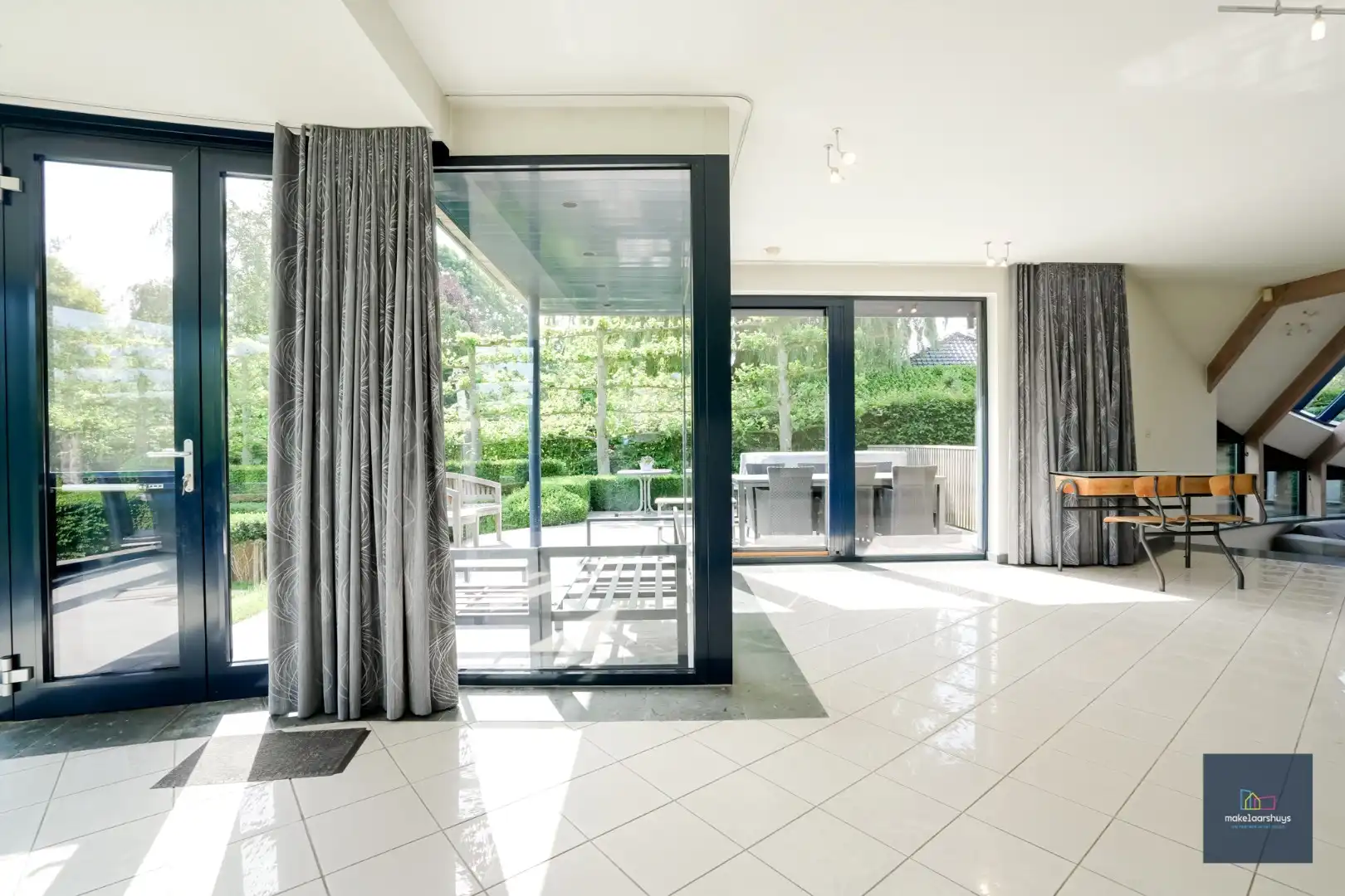 Karaktervolle villa op een prachtig perceel van 1862 m² foto 4
