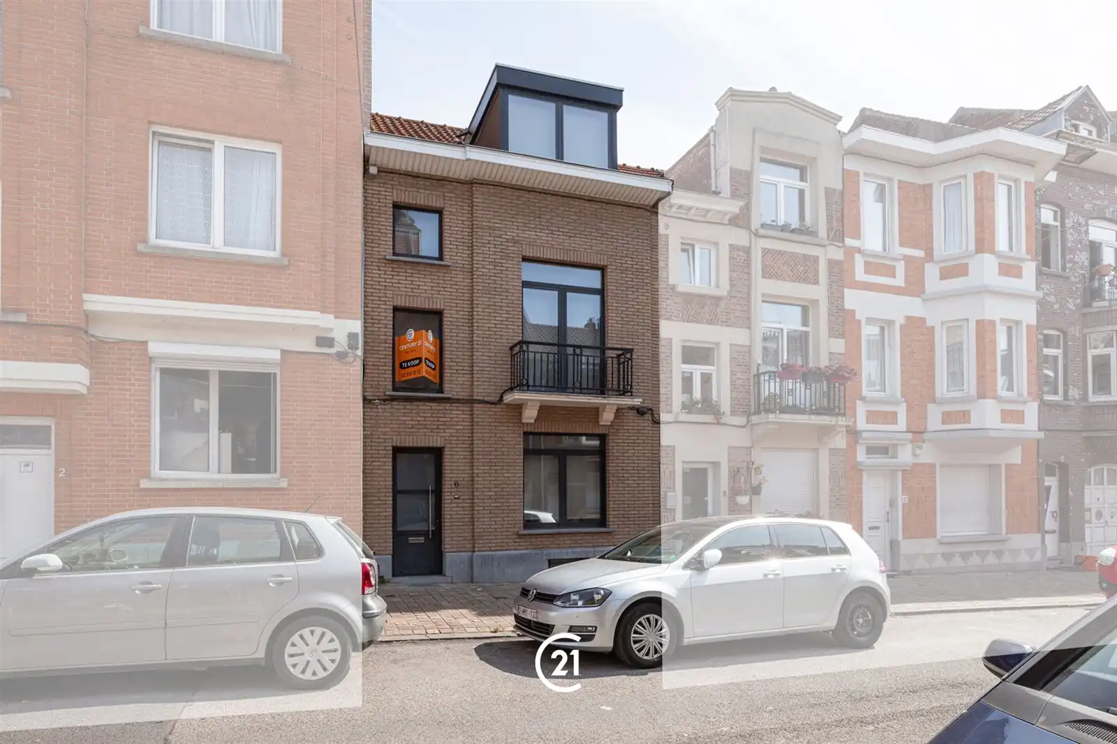 Charmante woning 4 slaapkamers  foto {{pictureIndex}}