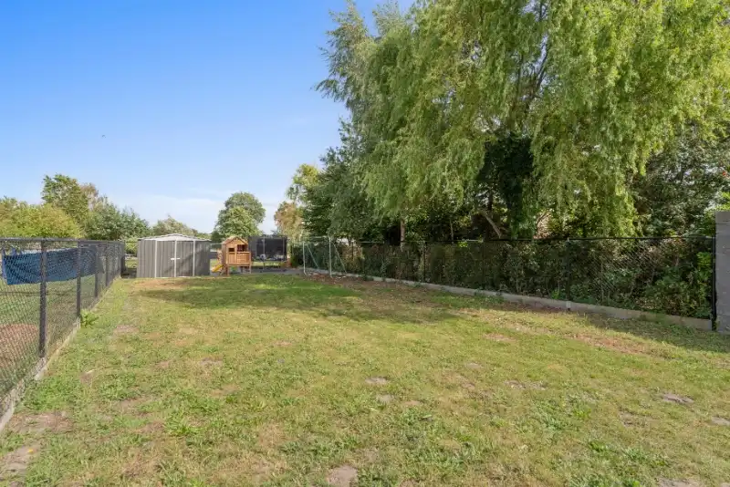 Mooie recente woning met 4 slaapkamers op 410m² foto 18