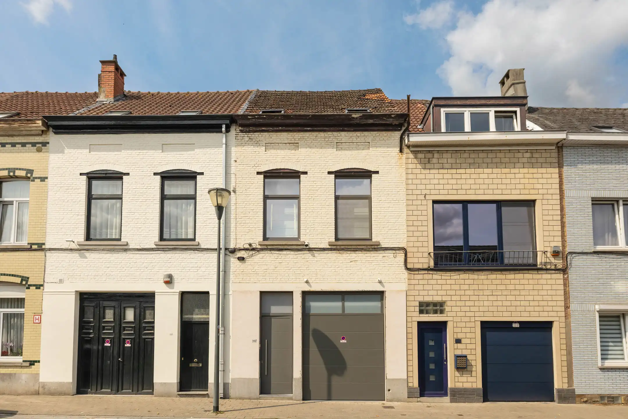 Woning van ± 150 m² met atelier/opslagruimte van ± 100 m² foto 5