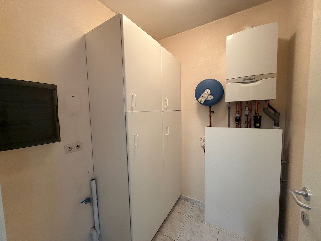 Genk, Keinkesstraat 20 bus 3: Rustig gelegen gelijkvloers appartement met 1 slaapkamer en garage. foto 8