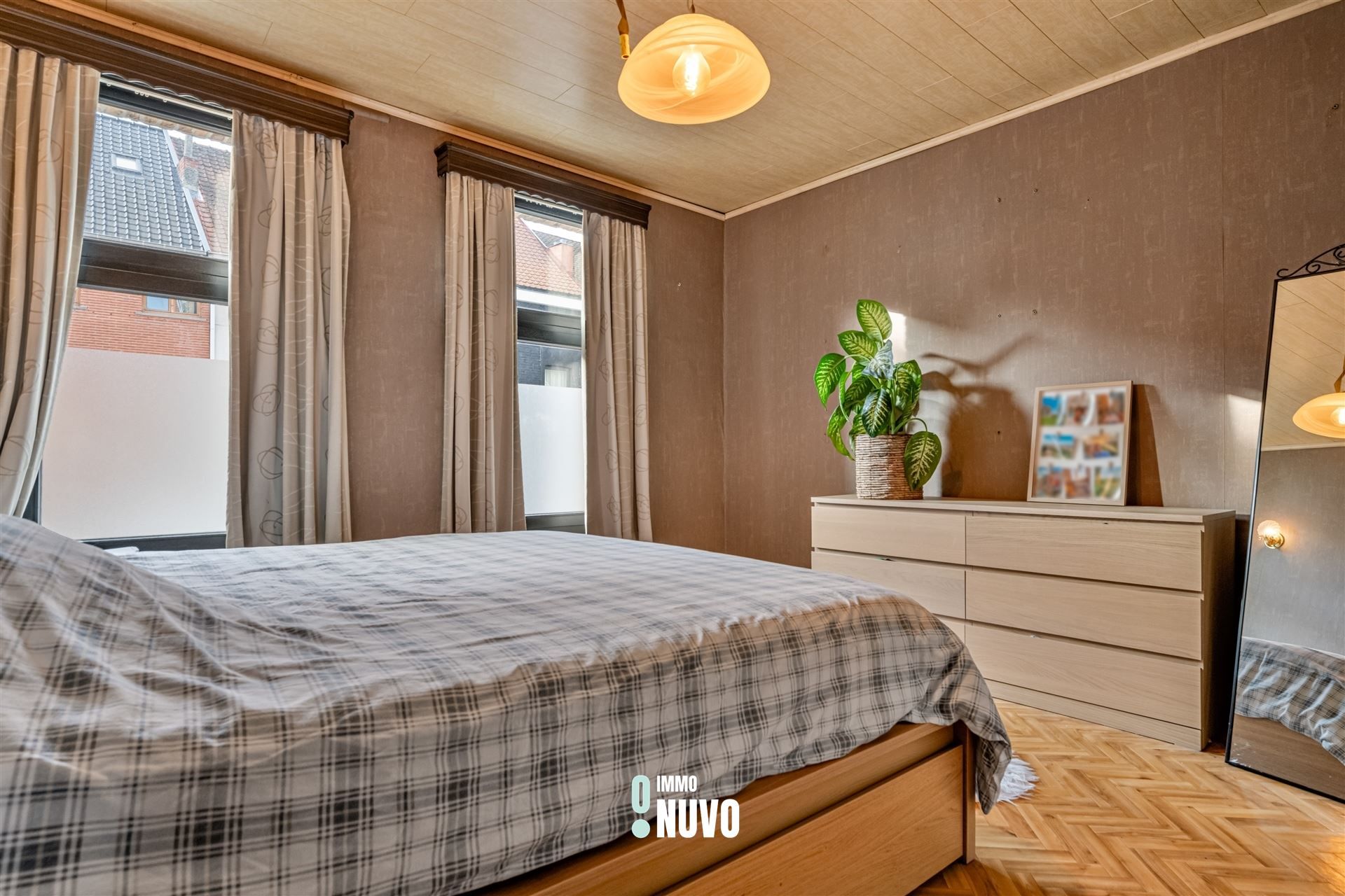 Handelspand met woonst op commerciële ligging te Aalst foto 12