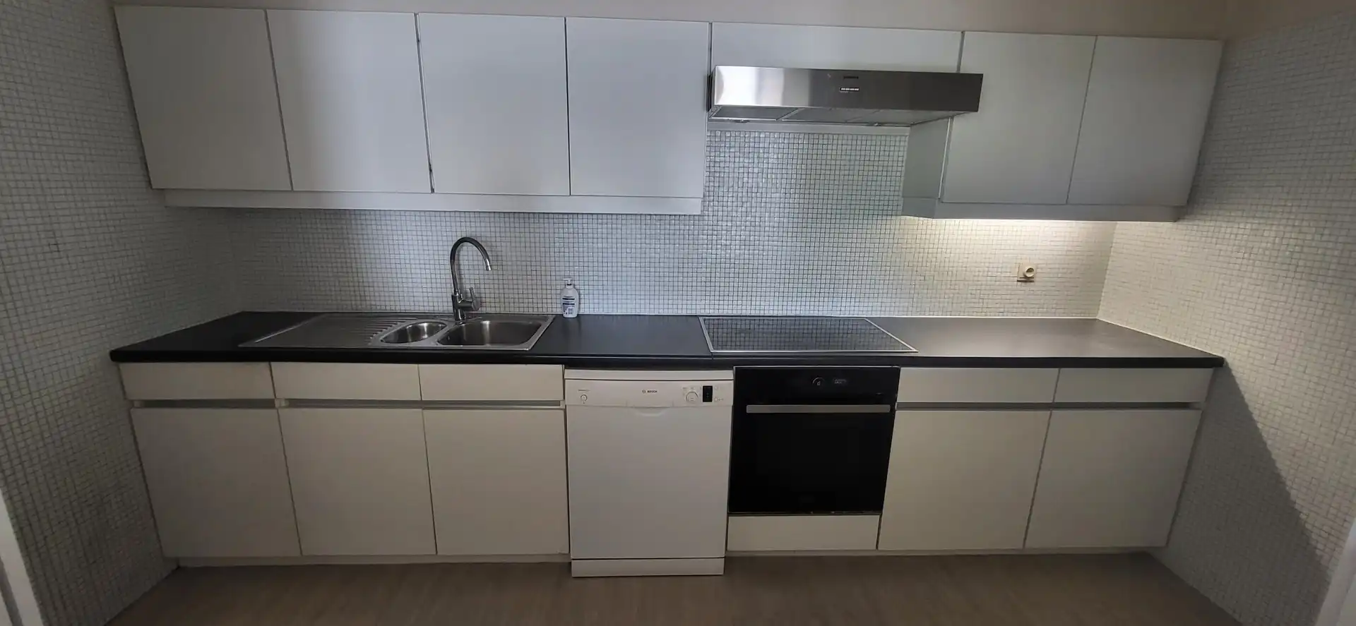Volledig te renoveren appartement 121m² + 26m² terras. foto 6