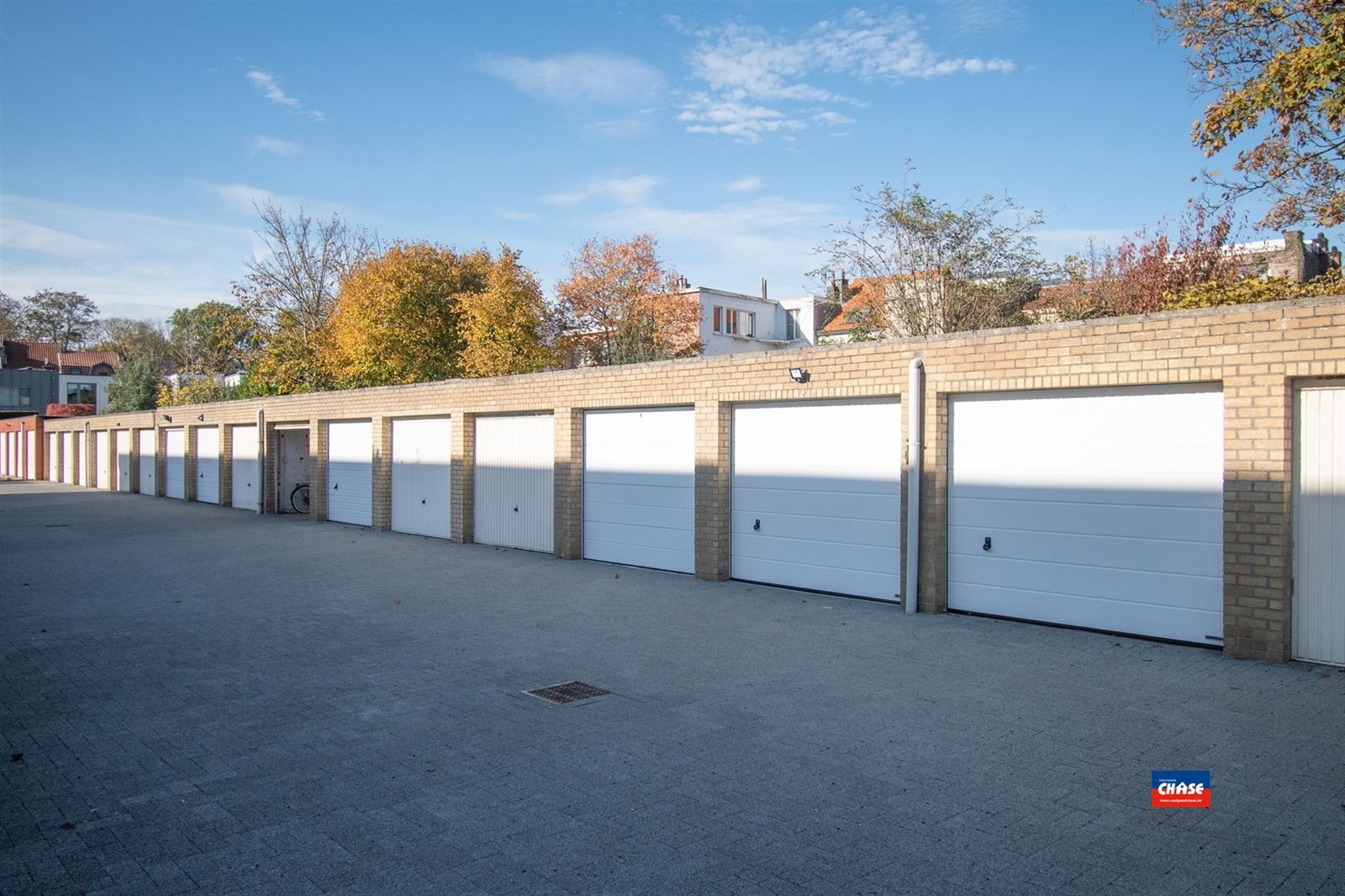 Gelijkvloersapp. met 2 slpks, tuin + garage foto 8