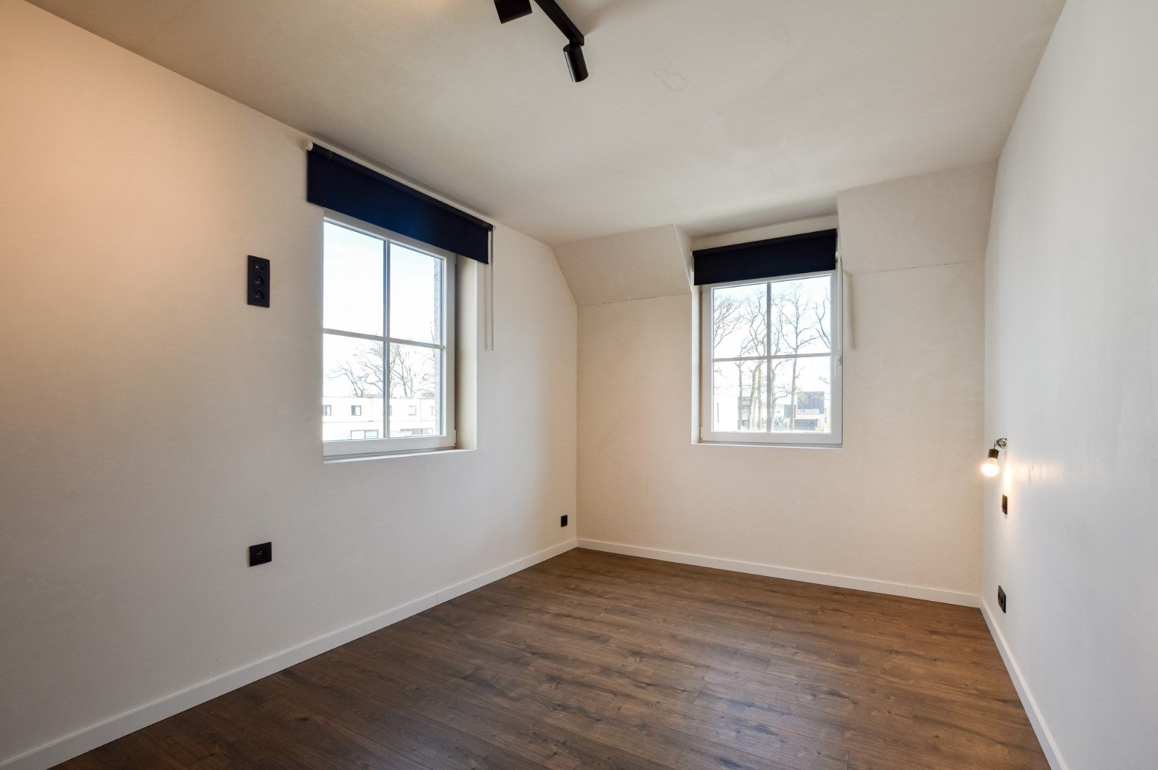 Instapklare halfopen nieuwbouwwoning te Varsenare! foto 13